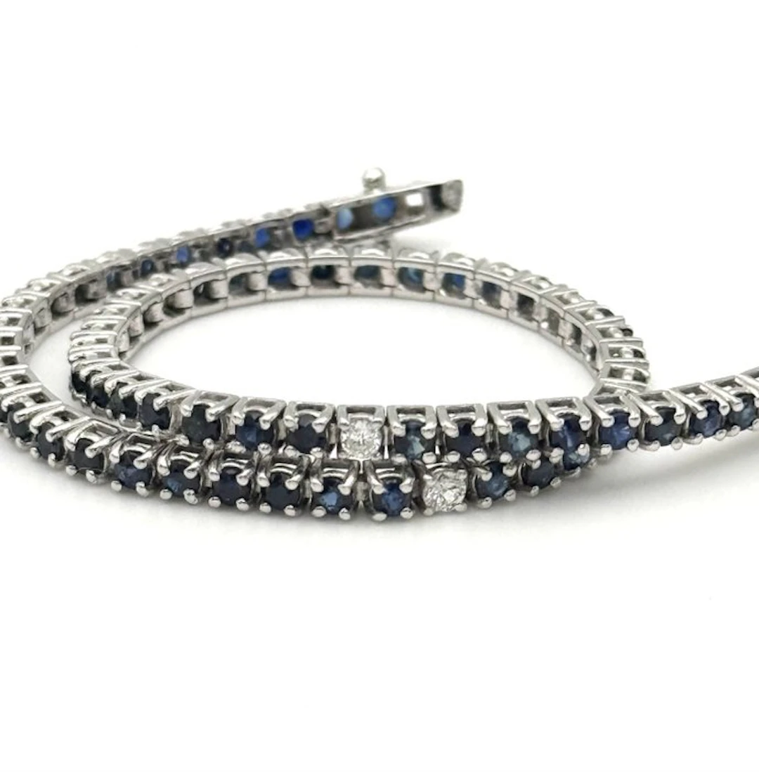Tennis bracelet - 18 kt. White gold - 4.18ct. tw. Sapphire - Diamond