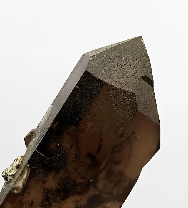 ALPINO, AESTHETIC SMOKED QUARTZ with GREEN CHLORITE...