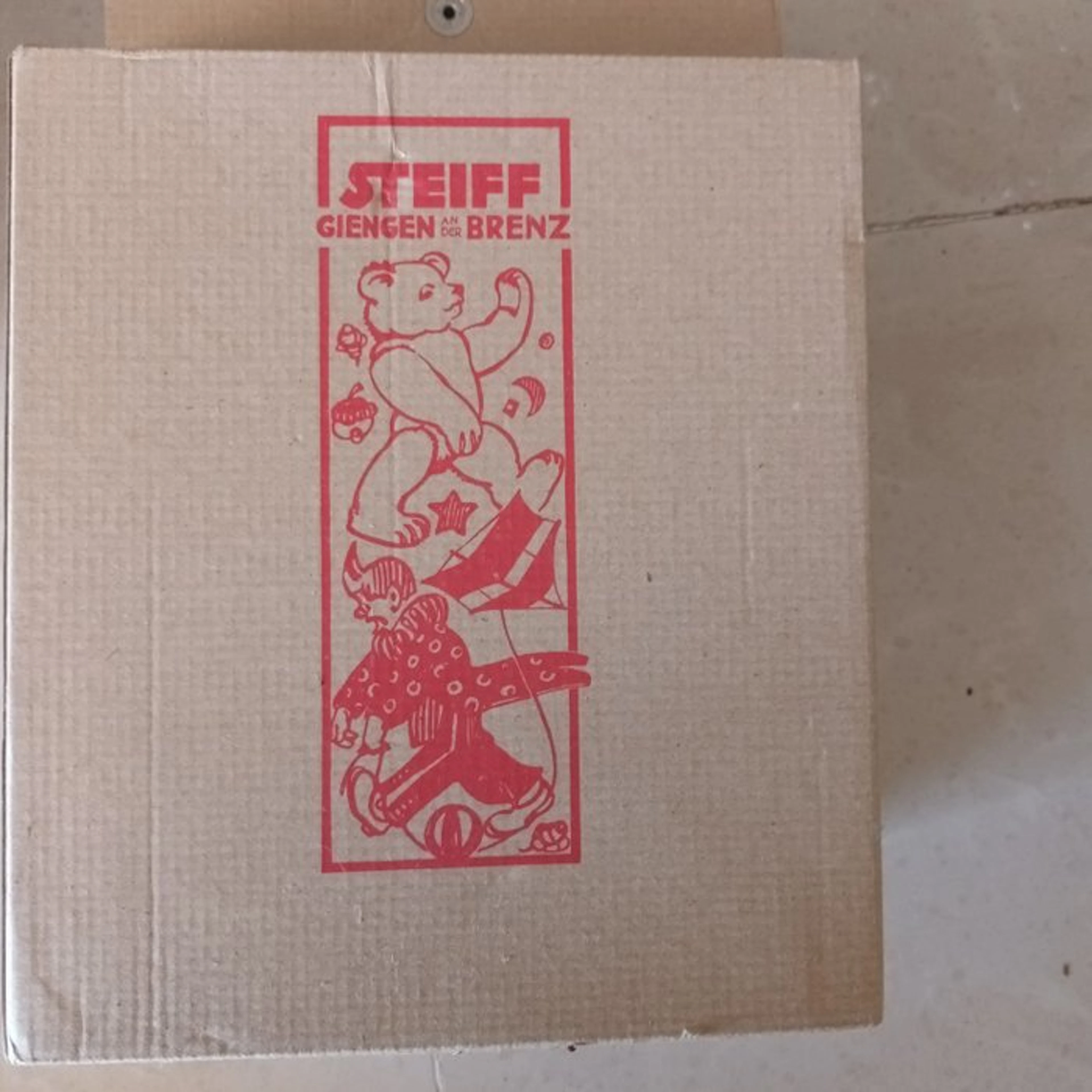 Steiff - Teddy bear 150 years of Margarete Steiff - Germany
