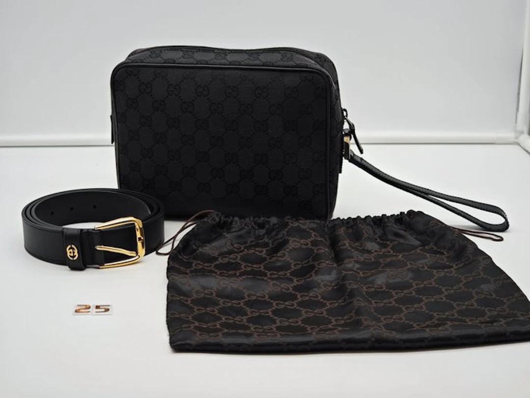 Gucci - GG Canvas - Clutch bag