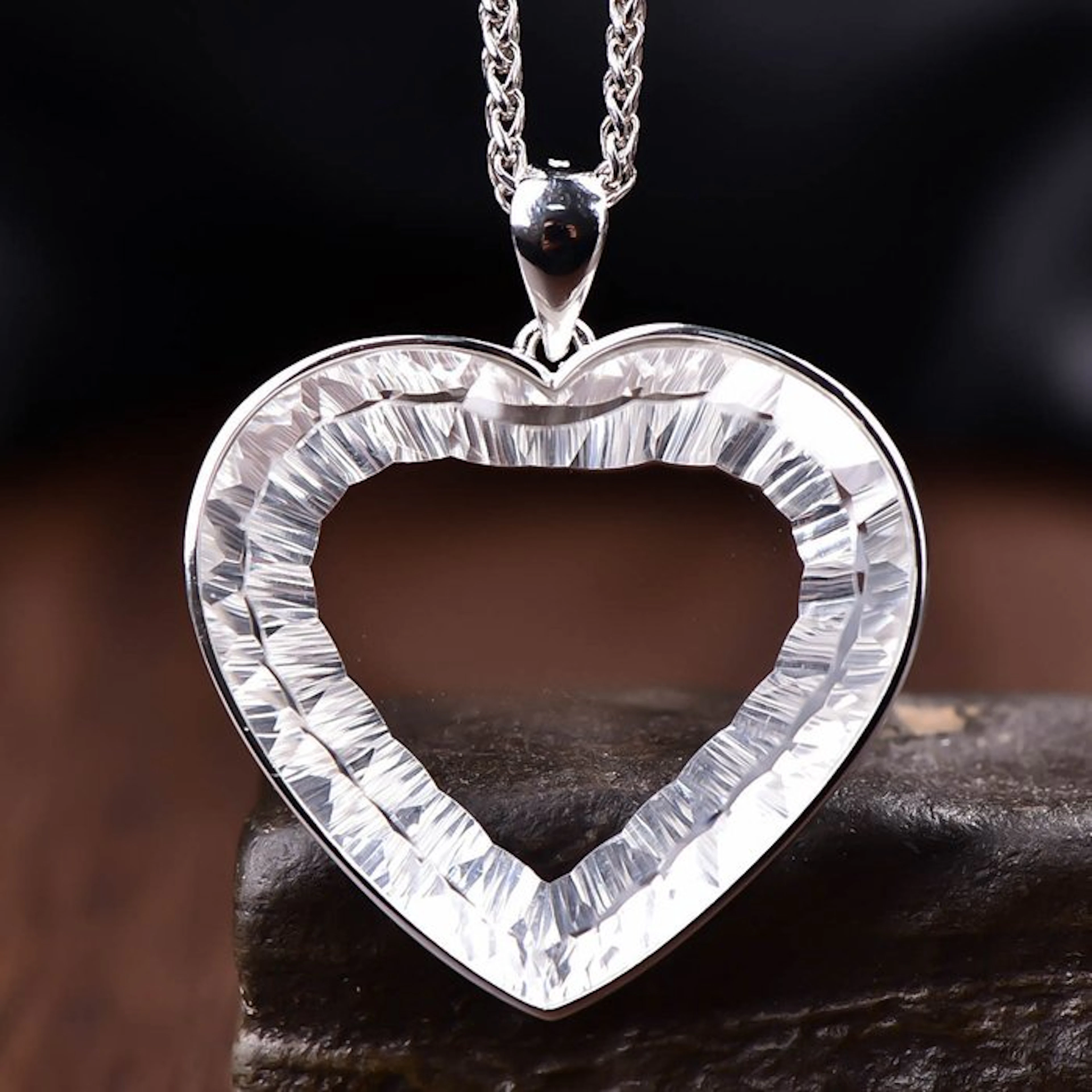 ALGT Certified - Huge and Masterful Natural Quartz...