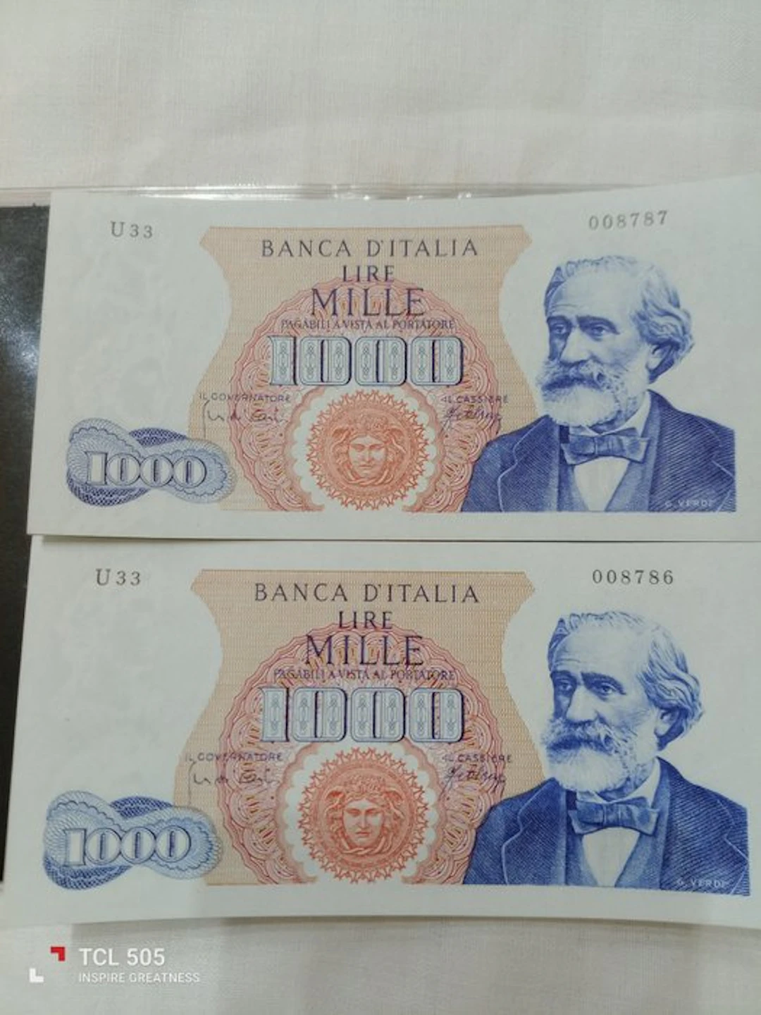 Italy. - 2 x 1000 Lire - 1965 - Consecutive - Pick 96e (No reserve price)