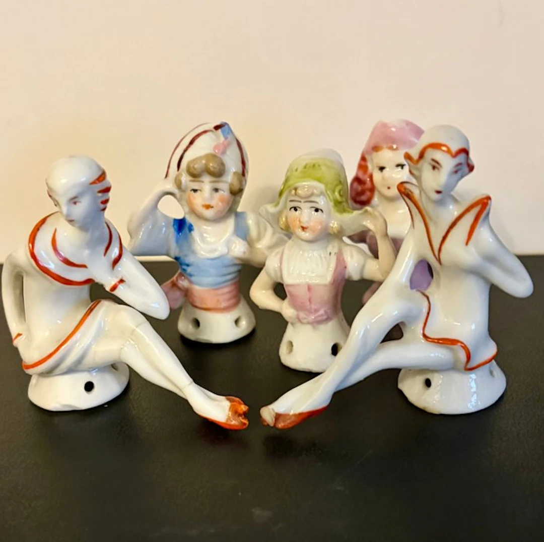 Figurine - Bathing german half dolls (5) - Porcelain