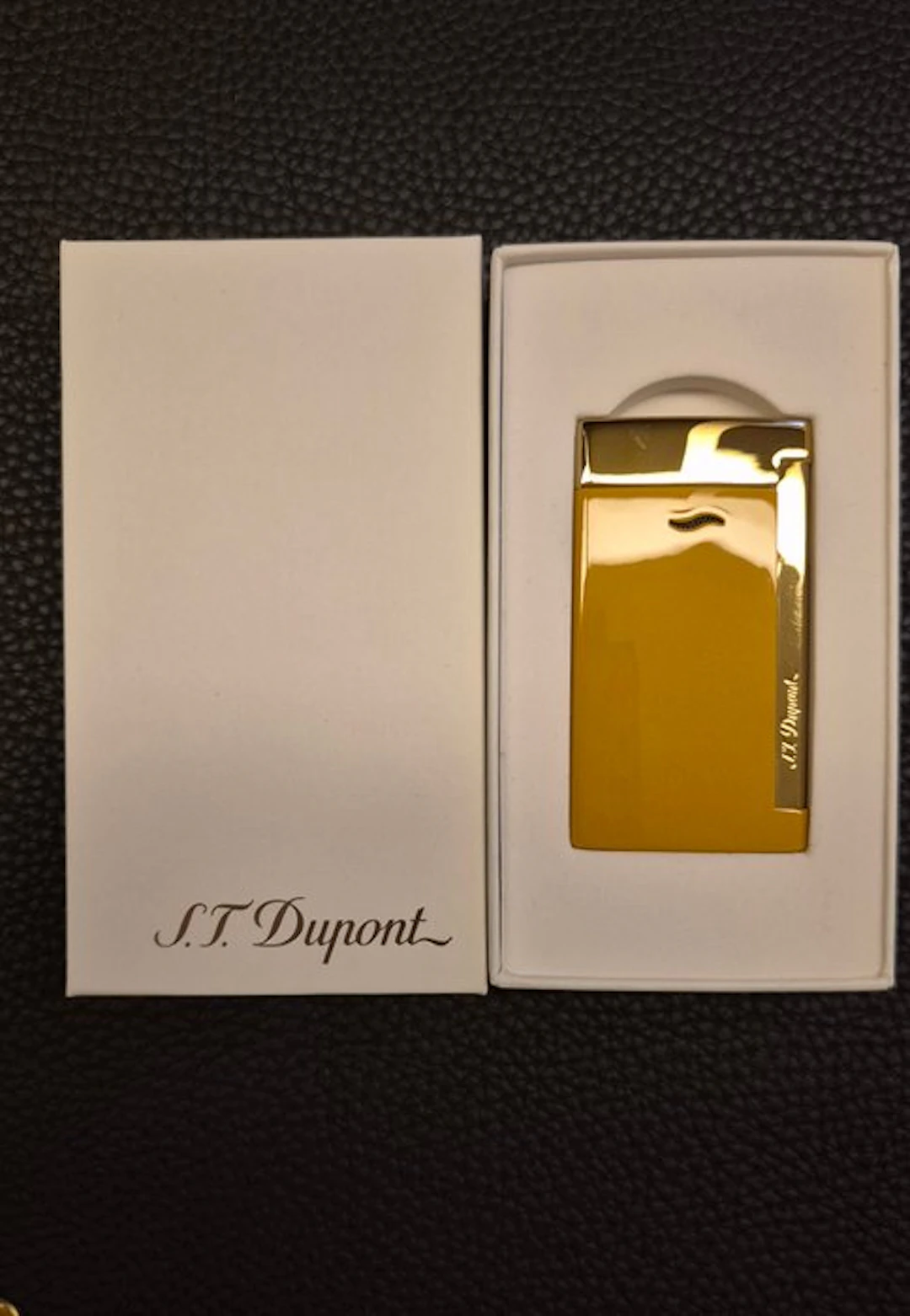 S.T. Dupont - Lighter - Lacquer