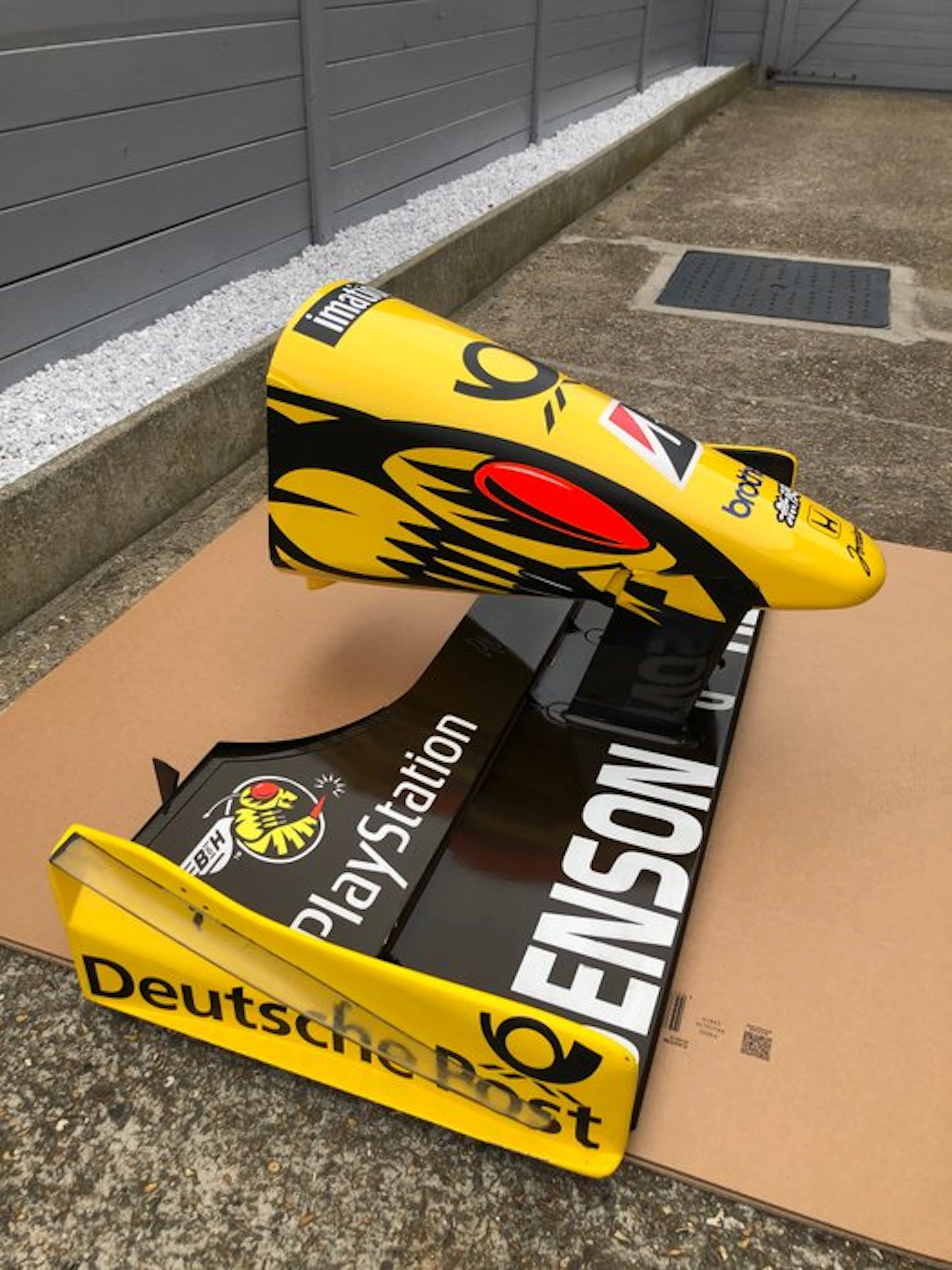 Jordan - Replica front wing and nose