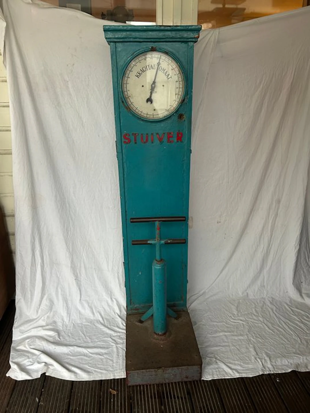 Automat - Oude kermis krachtmeter