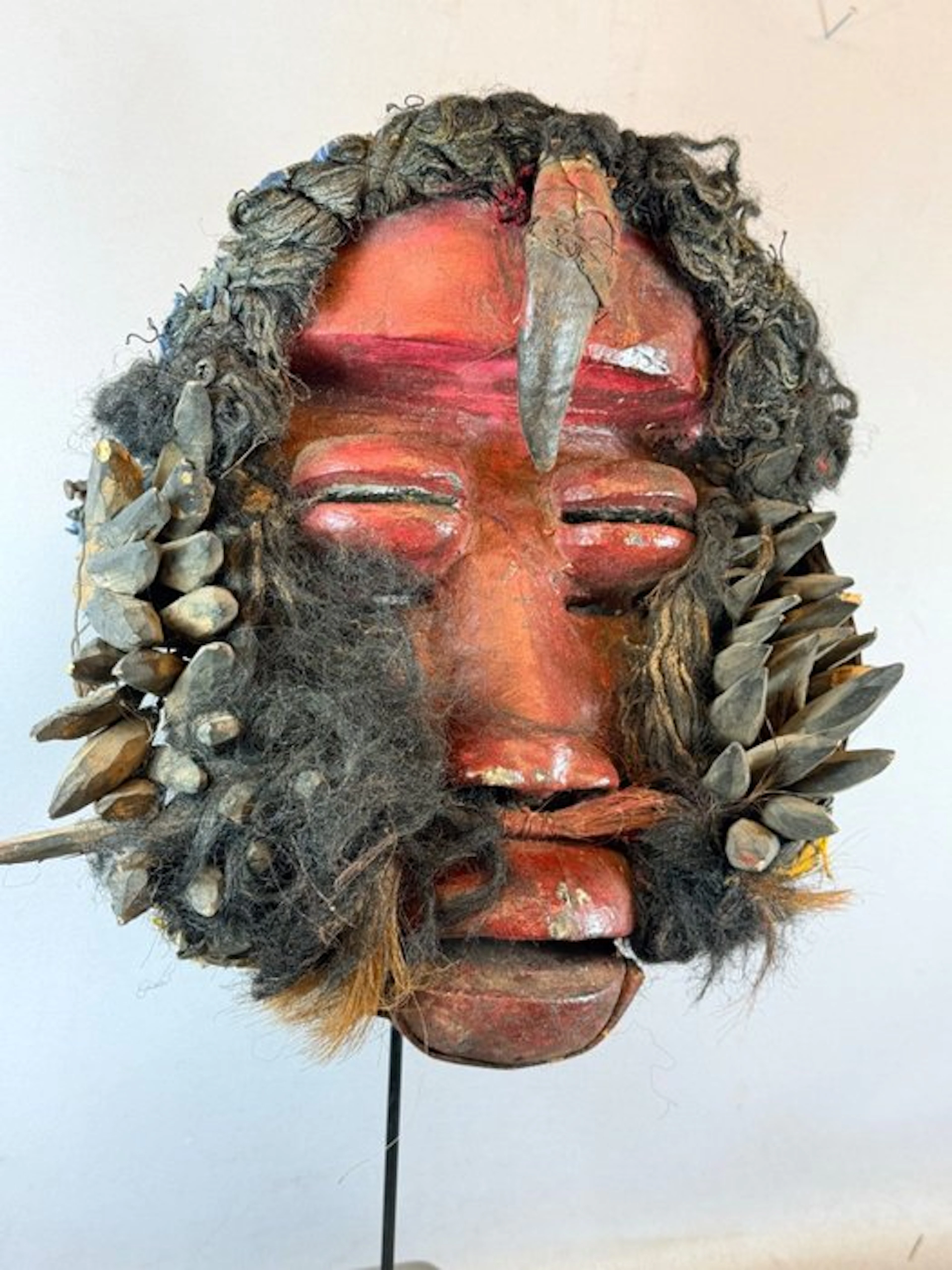 Old African We Guere War mask - Iv. Coast.