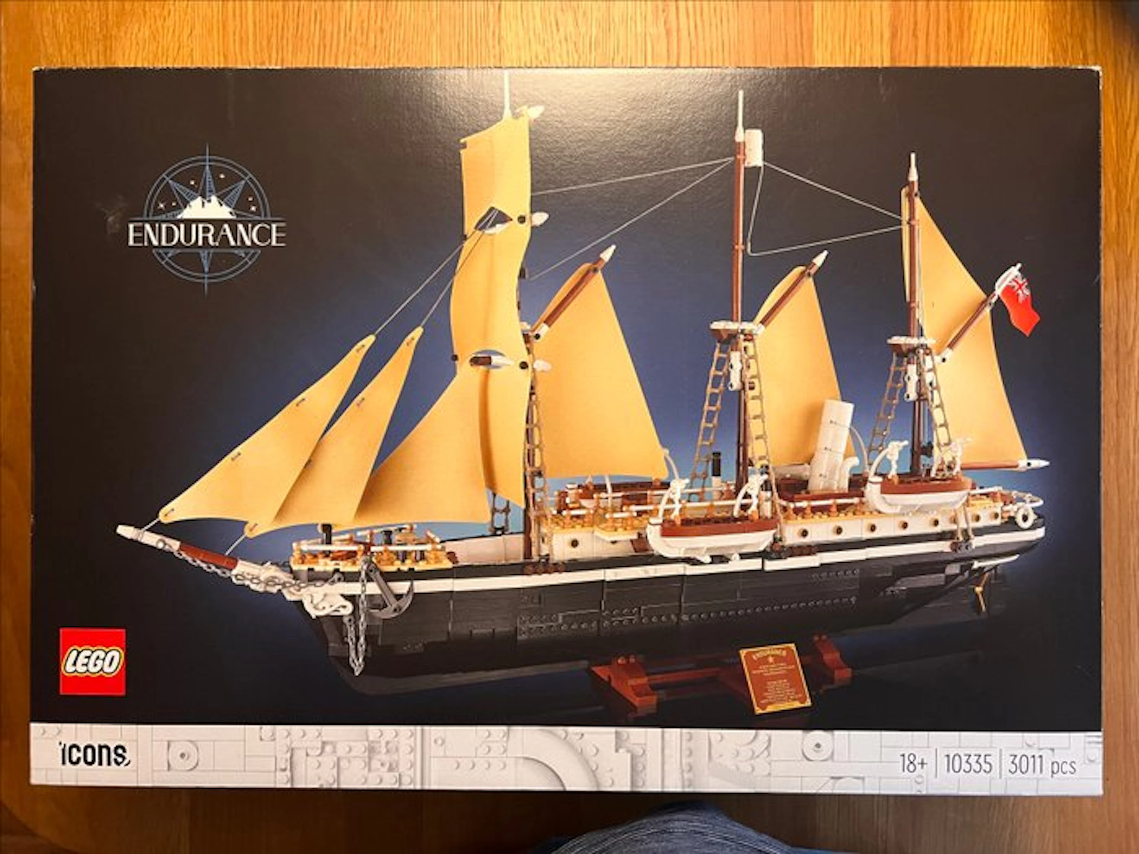 LEGO Set - 10335 - Icons - Endurance