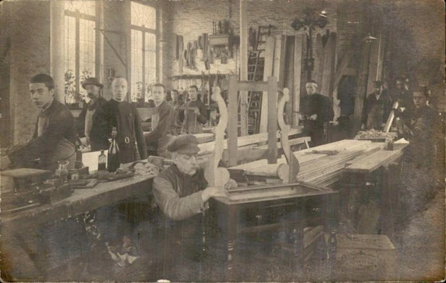 Professions - Postcard (126) - 1900-1999