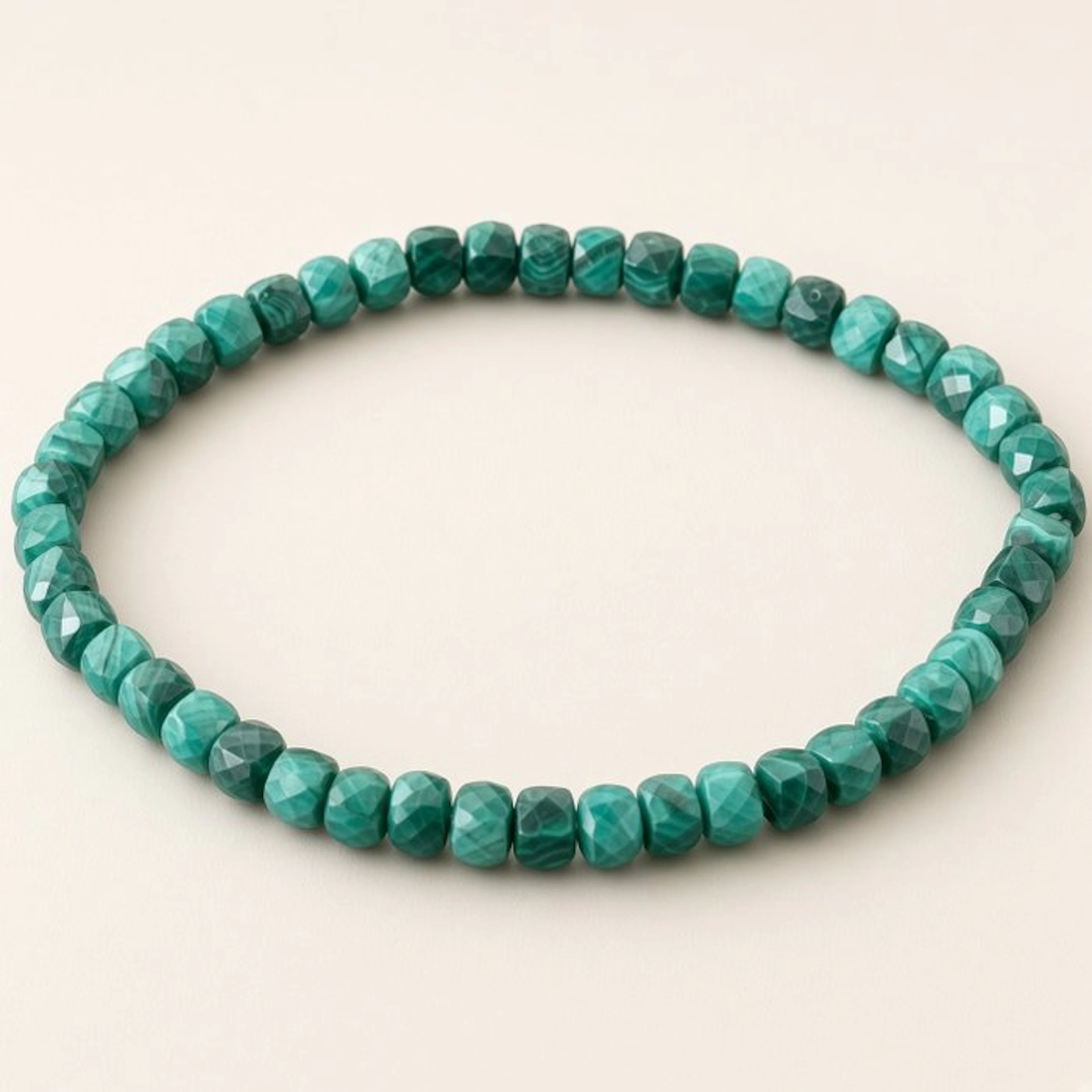 Malachite bracelet. Faceted cube-cut beads. Natural stone. - Height: