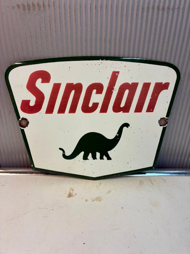 Sinclair Dinosaur – Enamel advertising sign – Shield...