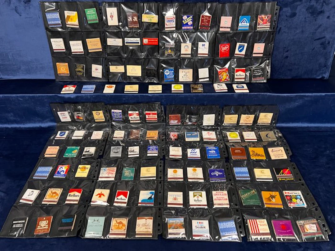 Match case (117) - Paper, other - World Collection