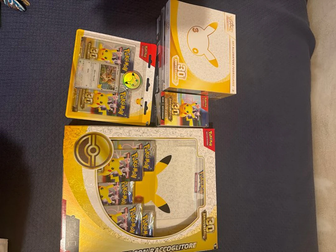Pokémon - 4 Box - Pokémon - Lotto Sealed Pokemon 30’ anniversario Box