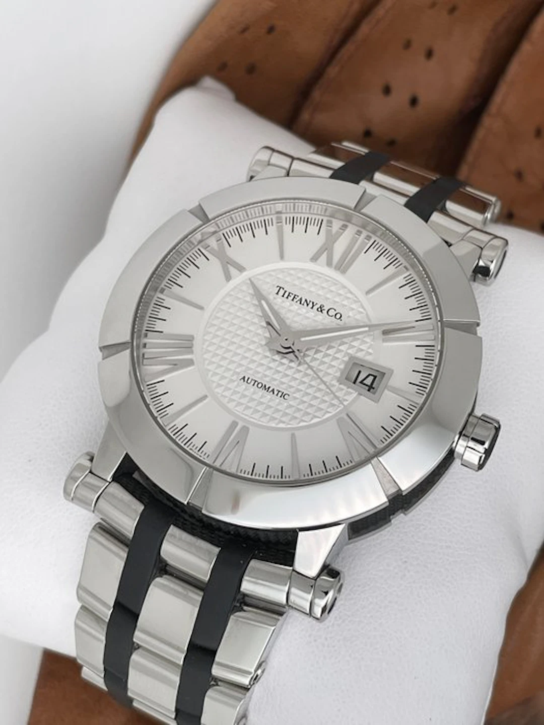 Tiffany & Co. - Atlas Automatic - Z1000.70.12A21A00A - Men - 2010-2020