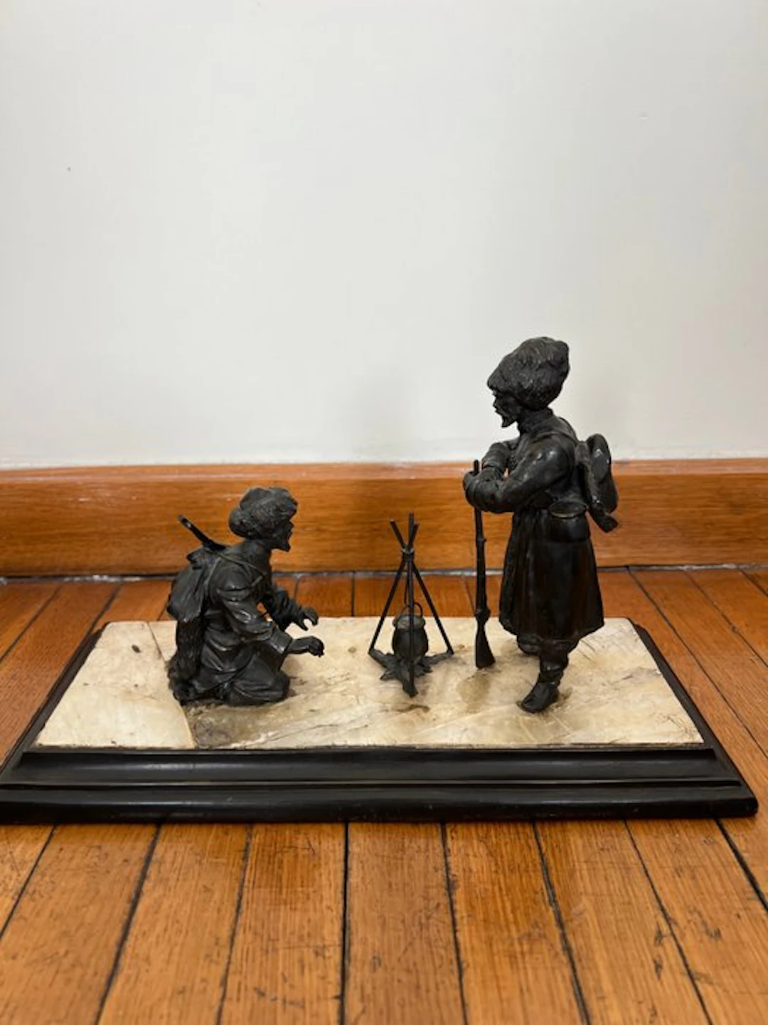 Figure - Due cosacchi intorno a un fuoco - Bronze