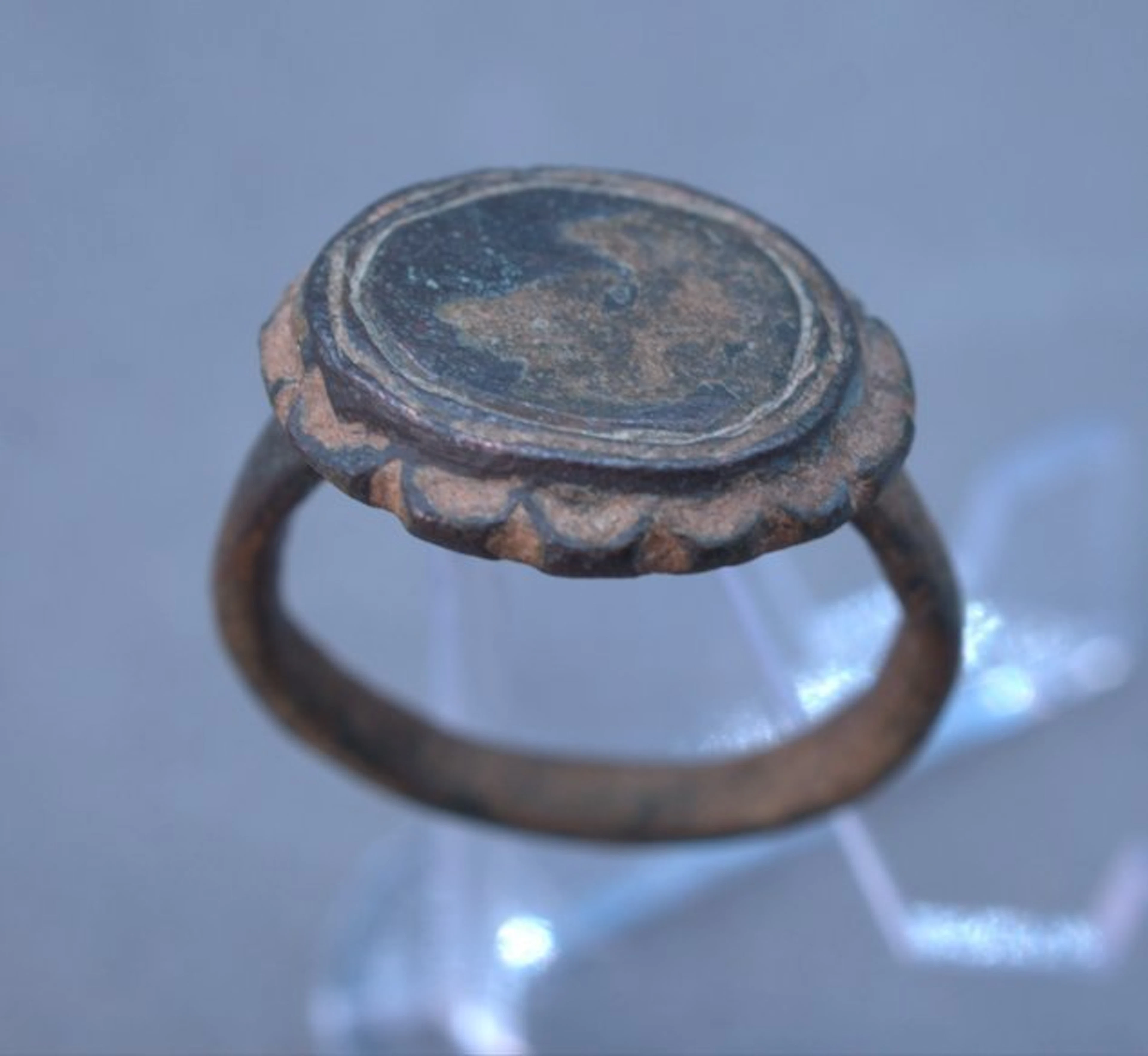 Medieval Crusaders Bronze finger ring - 20 mm (No reserve price)