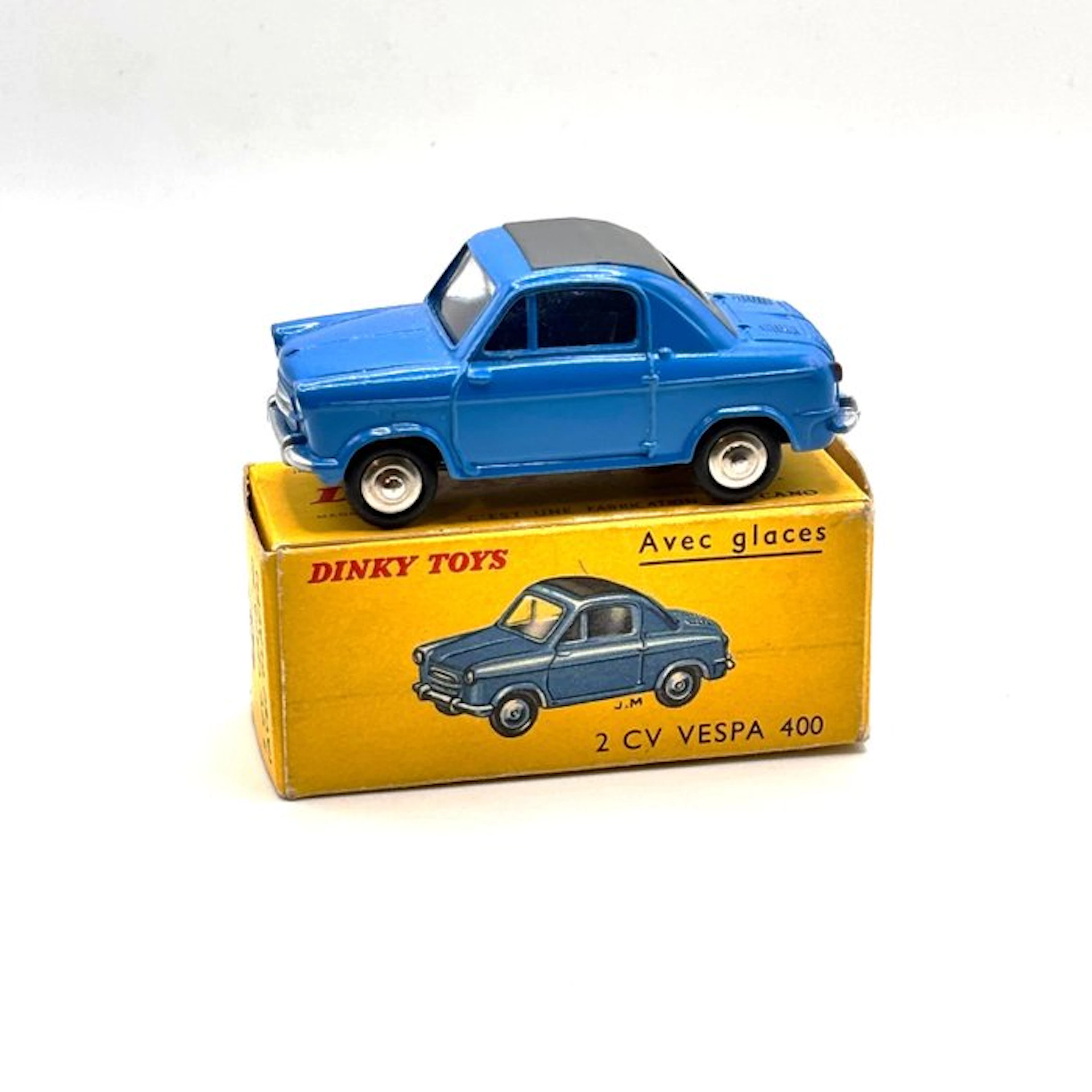 Dinky Toys 1:43 - Model car - Dinky Toys 24L Vespa 400...