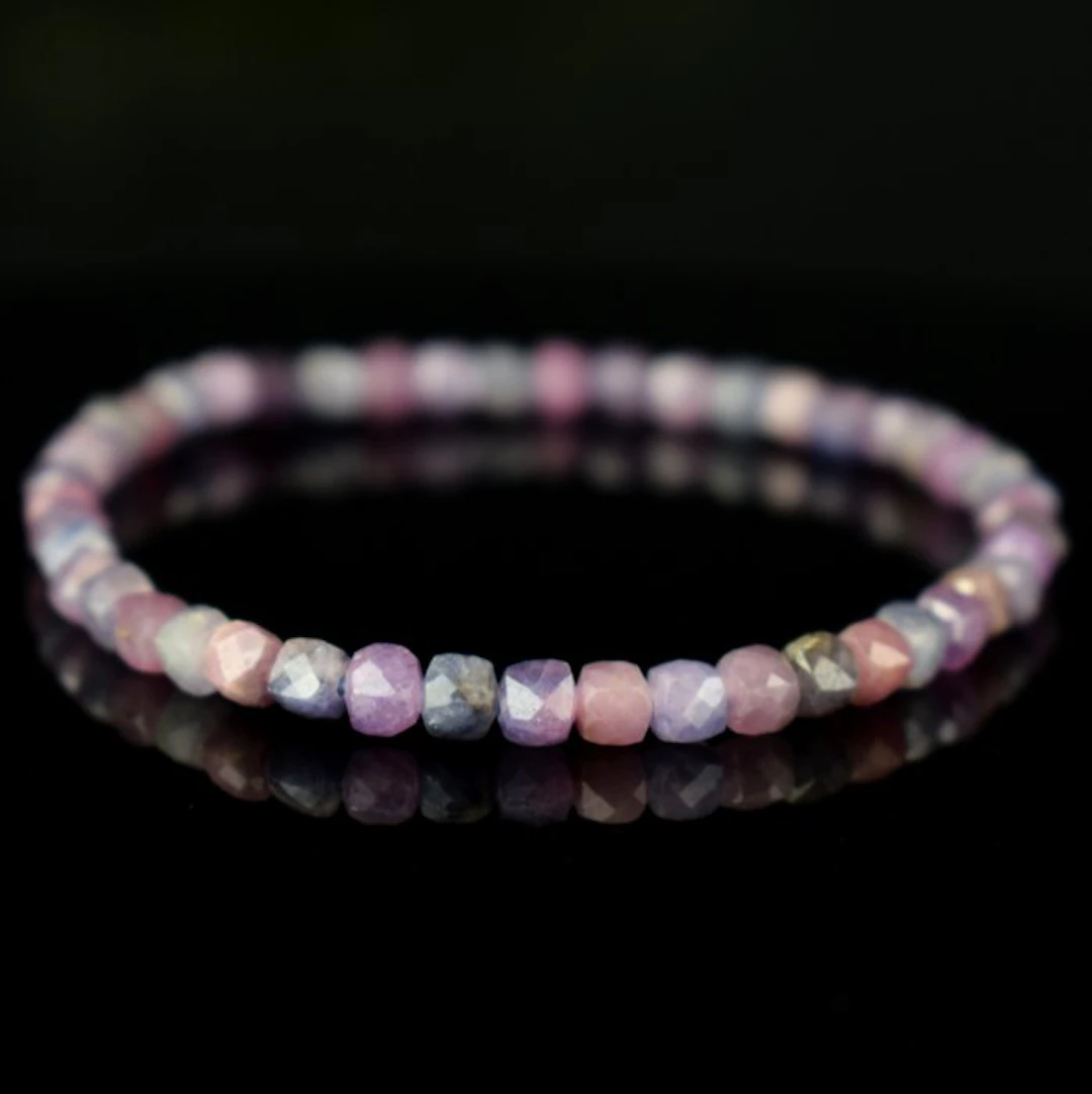 Natural rubies & sapphires – unique piece – Duo of corundums- 7.6 g