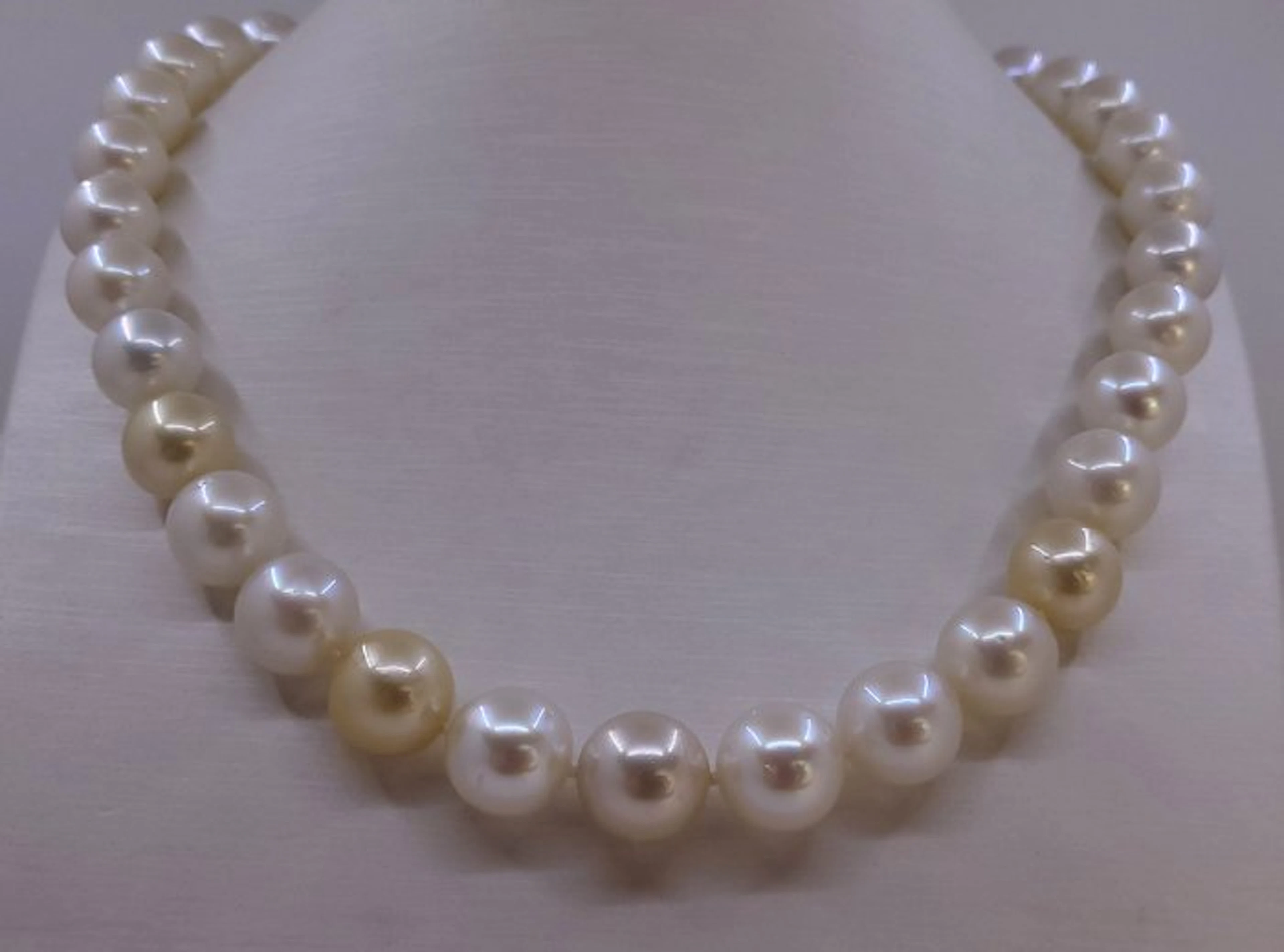 Necklace PSL Certified 10.8x13.0mm Round Golden and White South Sea Pearls