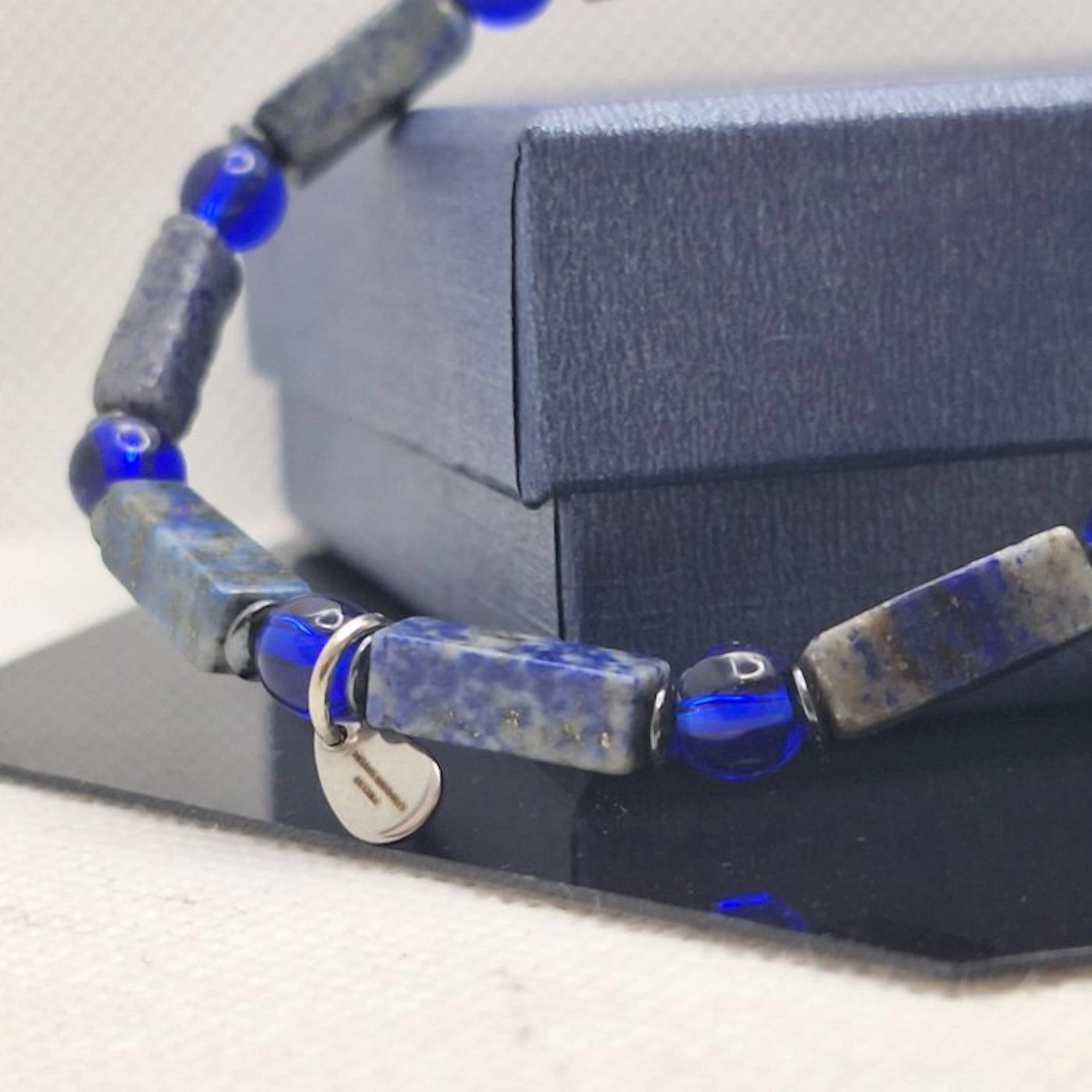 Natural stone. Lapis lazuli. - Bracelet