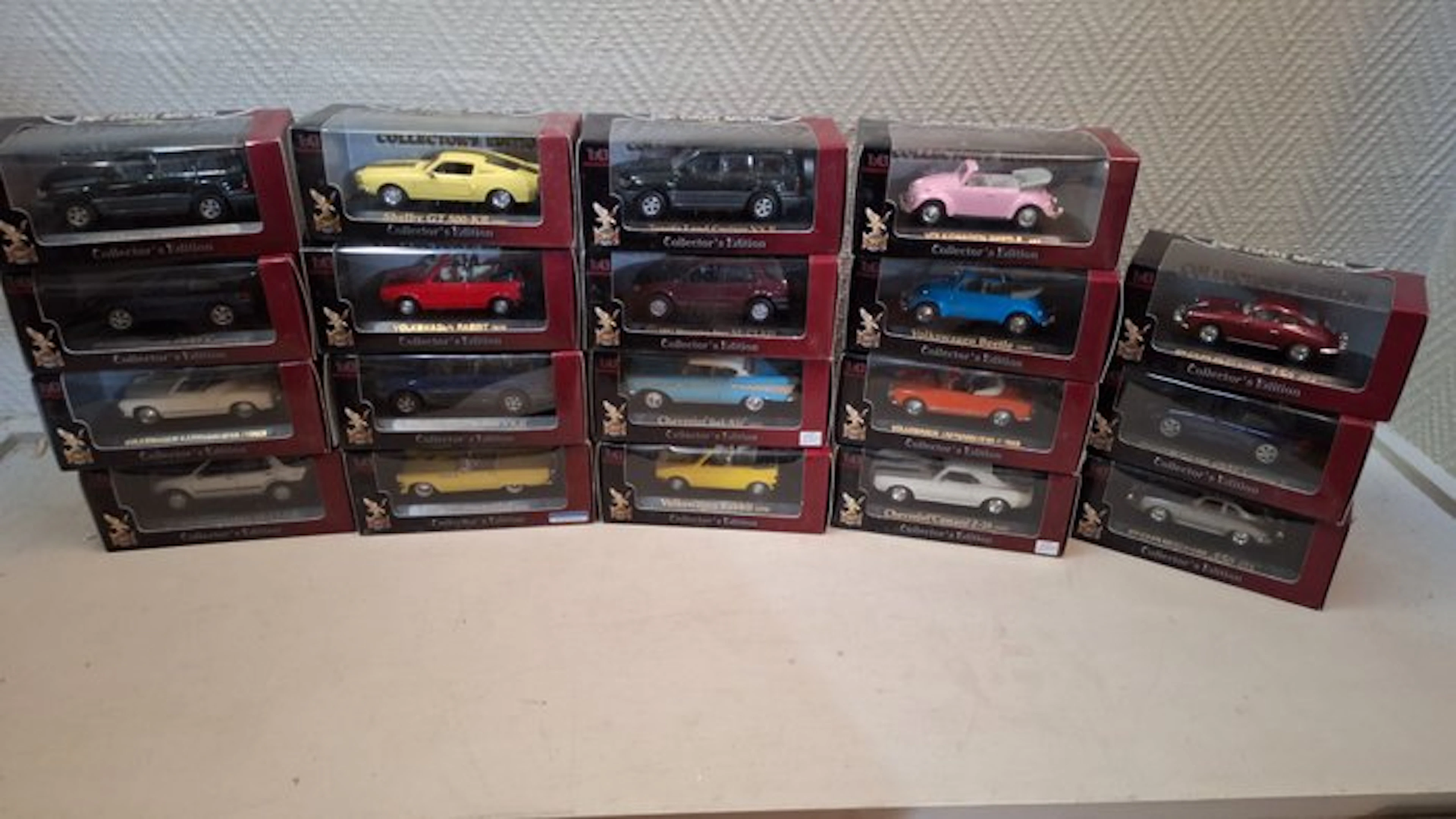 Yat Ming 1:43 - Model car (19) - Road signature die cast metal collection