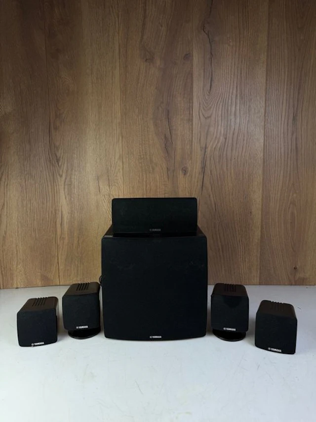 Yamaha - NS-SW280 - Subwoofer & 5x Speakers Subwoofer speaker set