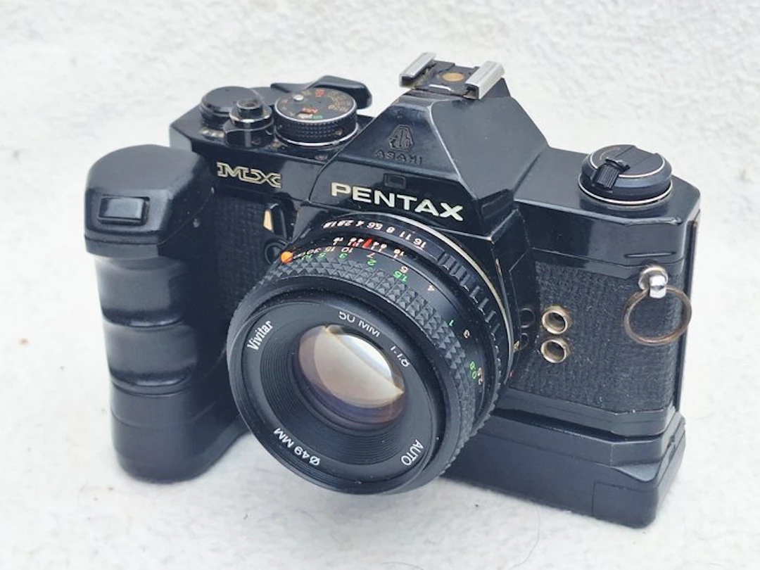 Pentax MX + Vivitar Auto 50mm 1:1.8 + Pentax Winder...