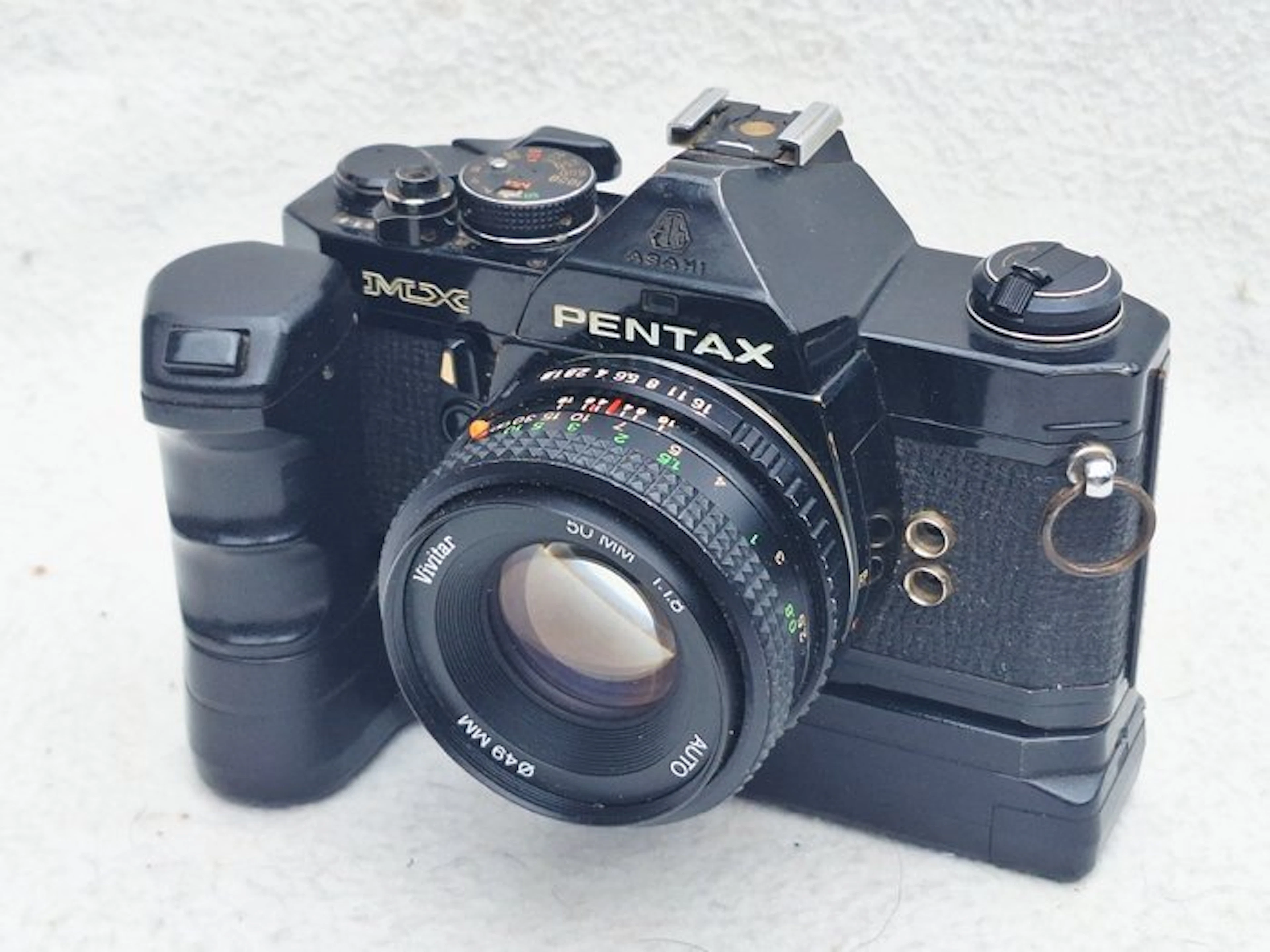 Pentax MX + Vivitar Auto 50mm 1:1.8 + Pentax Winder...
