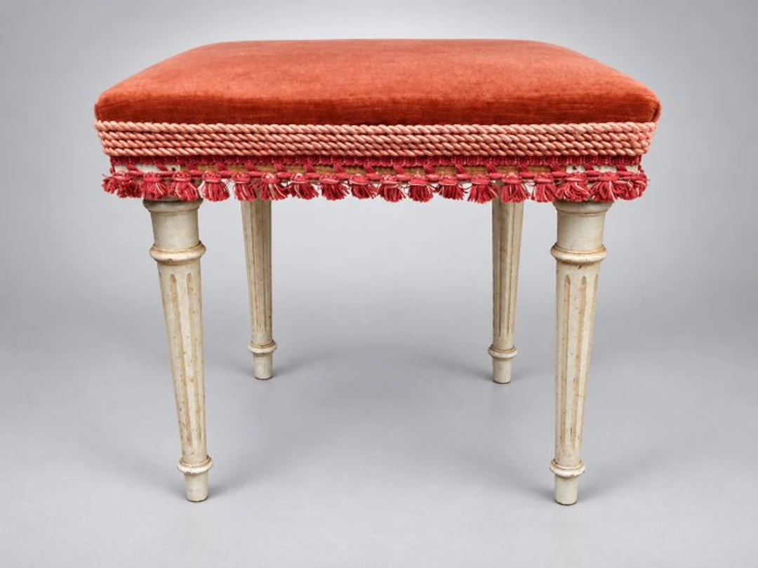 Bench - Wood - Stool