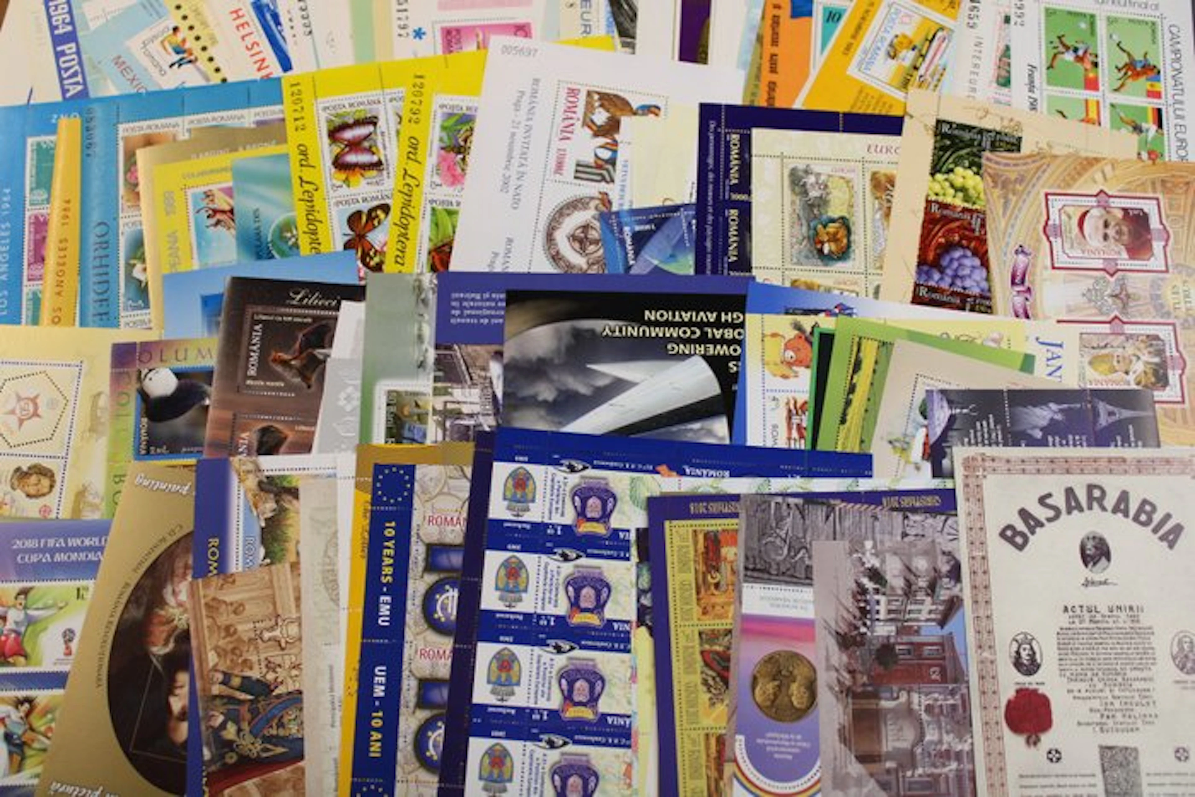 Romania - over 130 different blocks and miniature sheets, mint (D5-1)