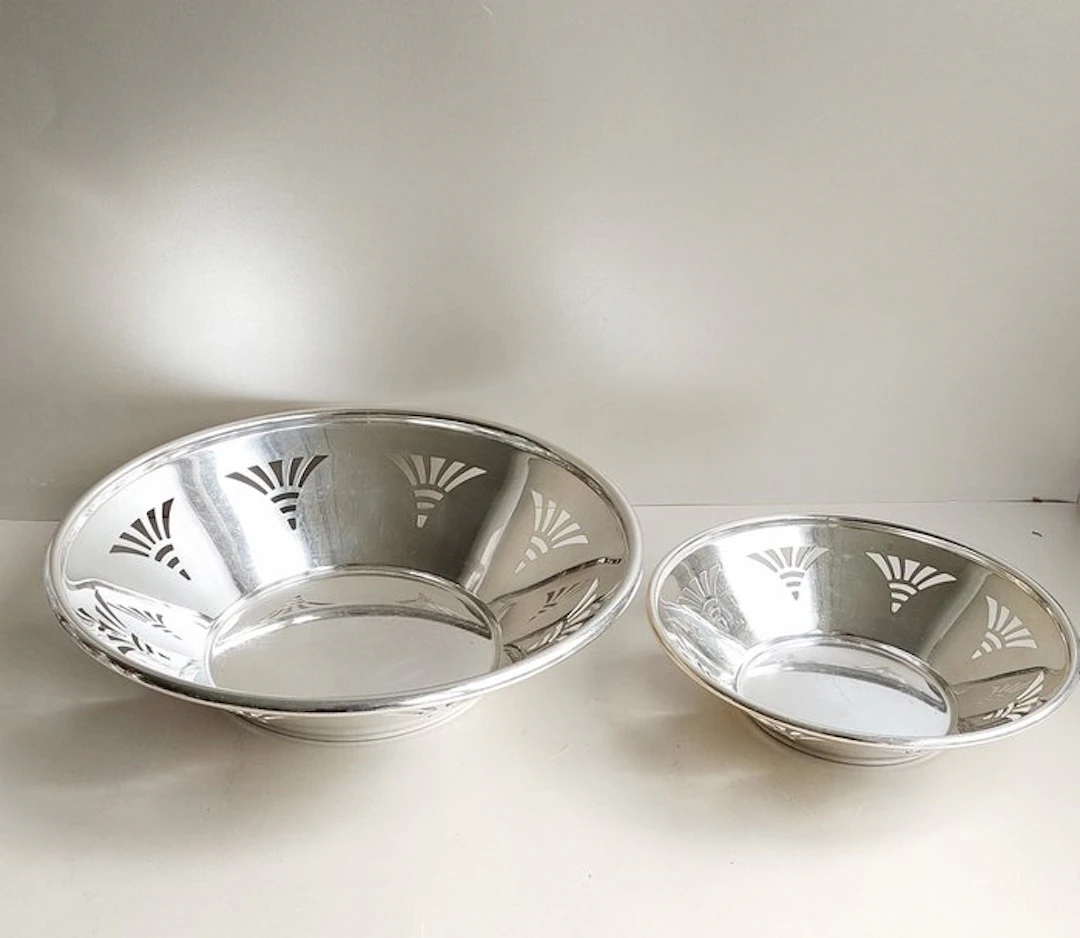 WMF - Platter (2) - Feather/Fan pattern - Silverplated...