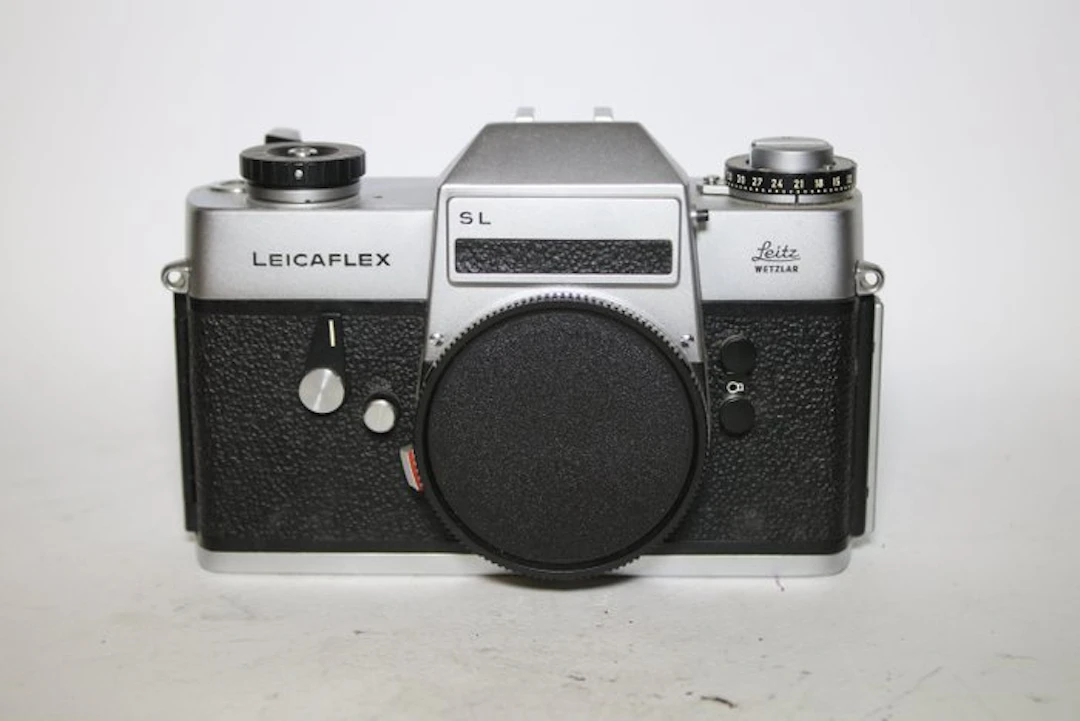 Leicaflex SL Single lens reflex camera (SLR)