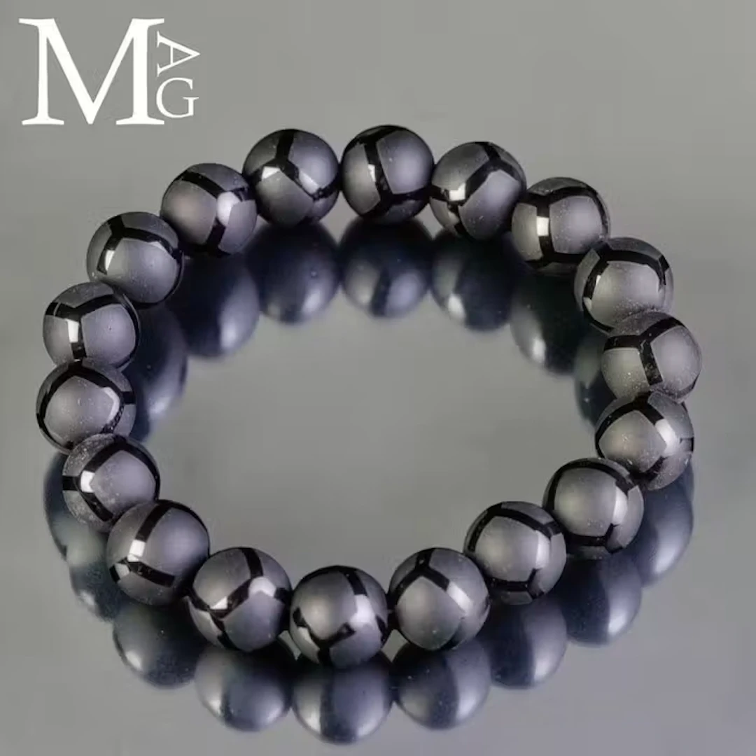 Black Onyx Bracelet – 18 Beads with Matte and Polished...