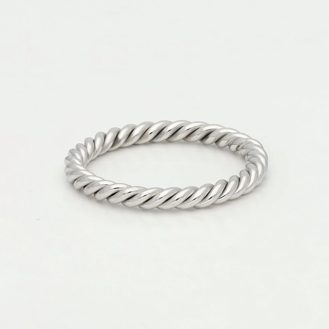 Ring - 14 kt. White gold