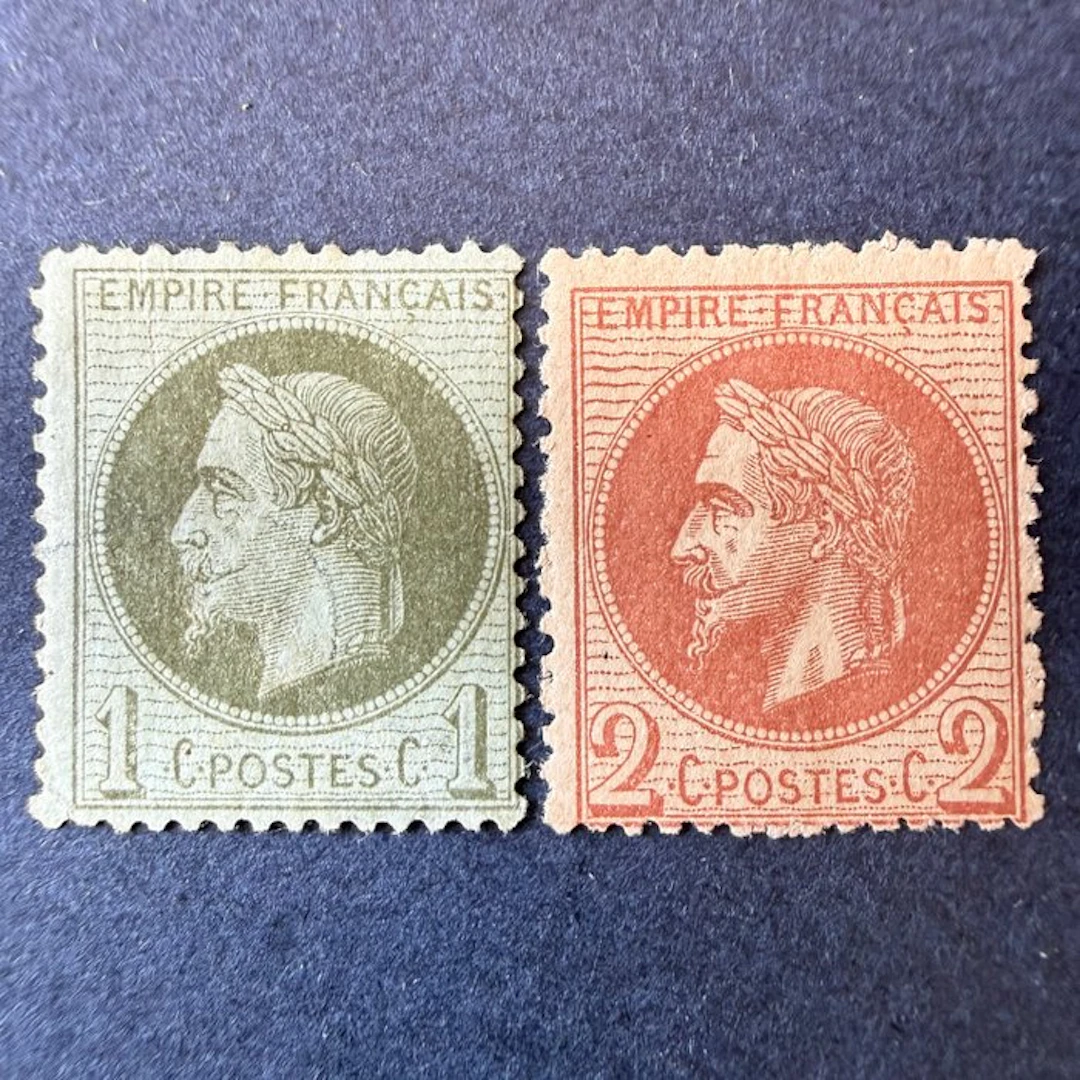 France - Yvert 25 and 26 A "Napoléon lauré" mint * with hinge. TB.