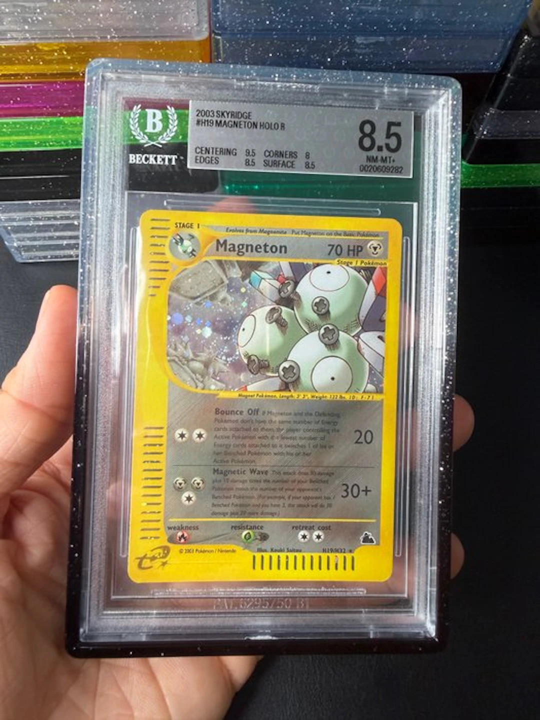 Pokémon - 1 Graded card - Magneton H19 Foil - Beckett 8.5 - WOTC - Skyridge