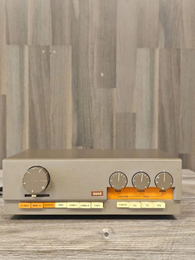 Quad - 33 Solid state preamplifier