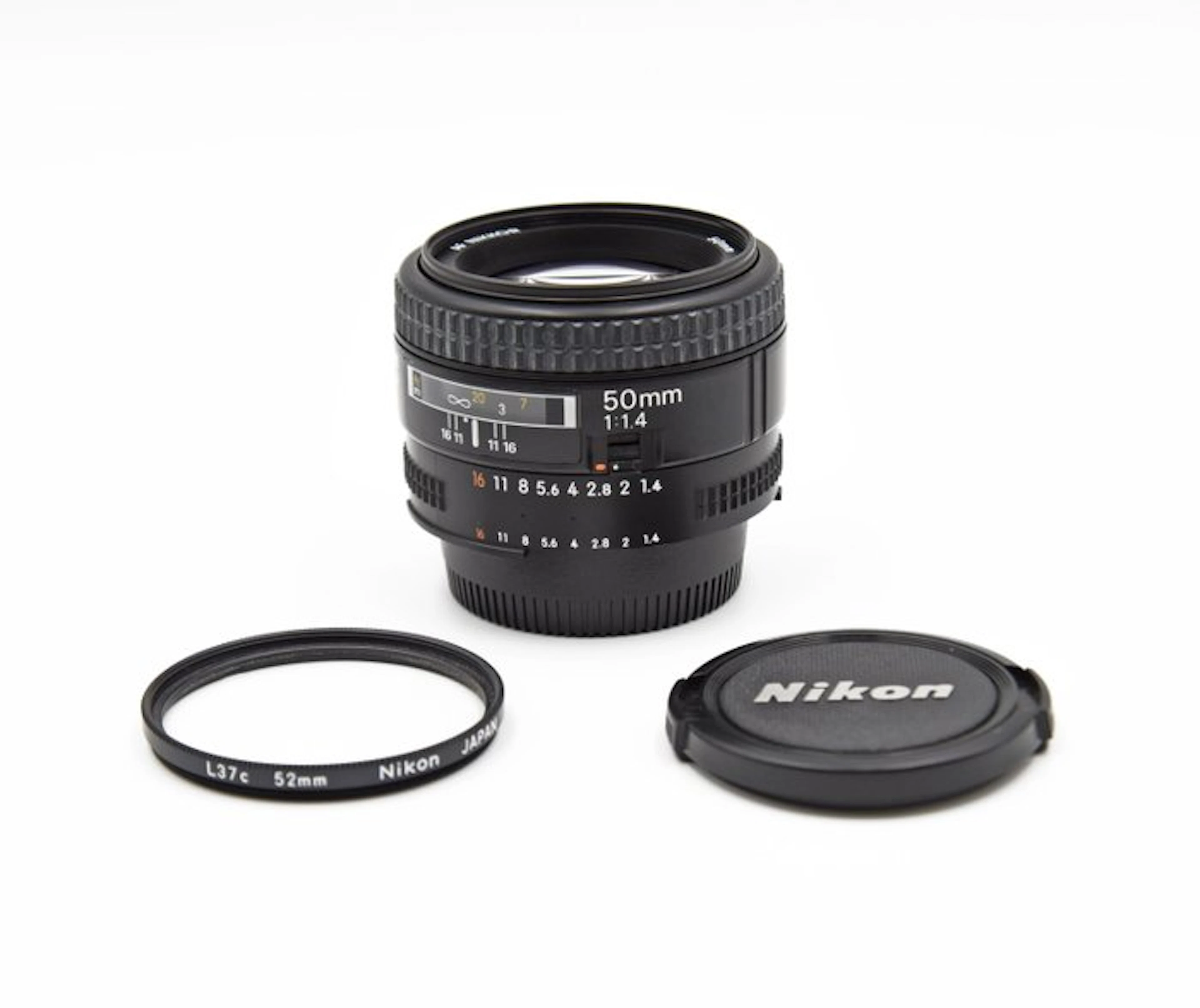 Nikon AF Nikkor 50mm f/1.4 Prime lens
