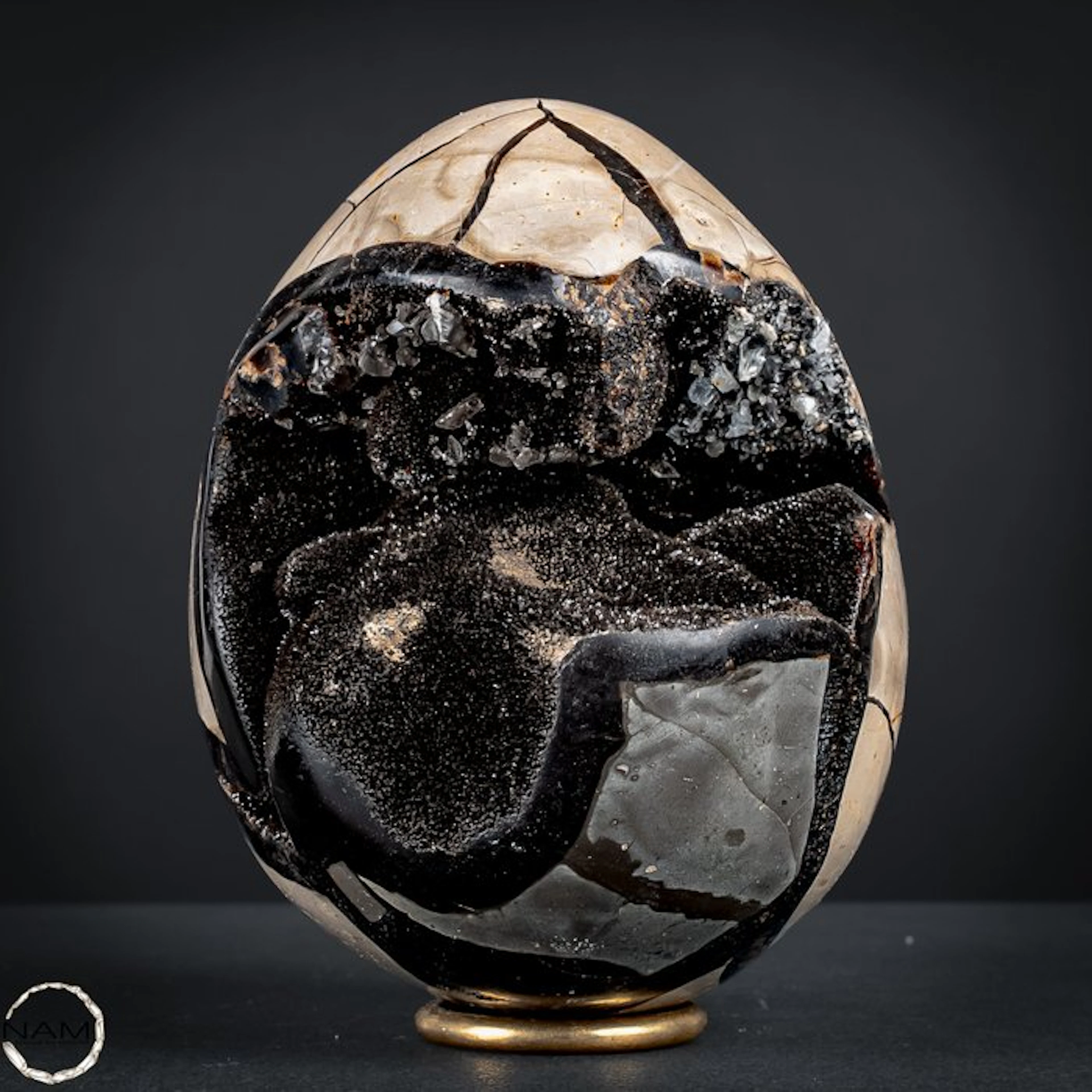 Very Decorative Septarian Egg, with Calcite Crystals- 1860.16 g