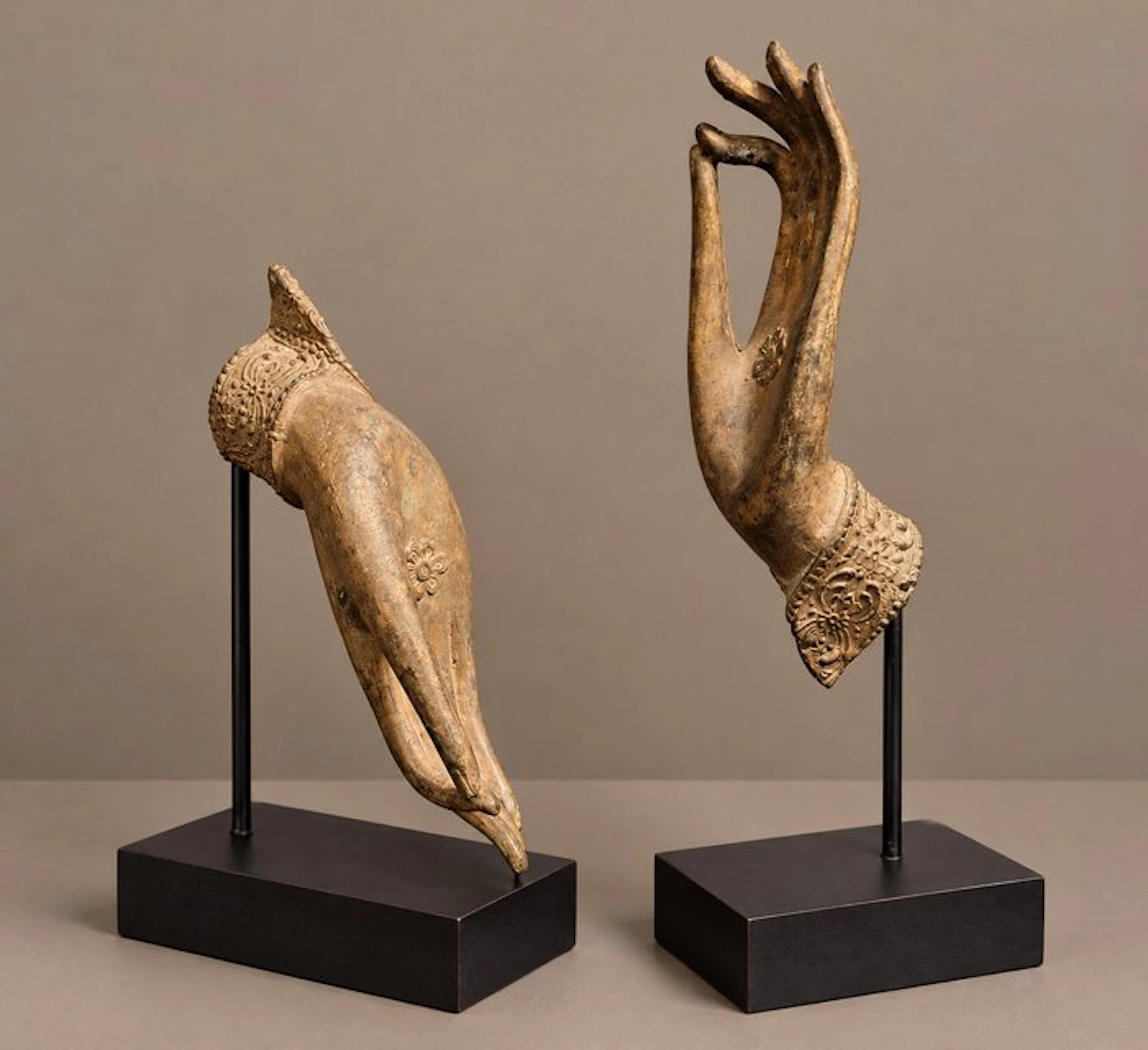 Statue, Set Buddha Mudra handen - 27 cm - Bronze, Wood