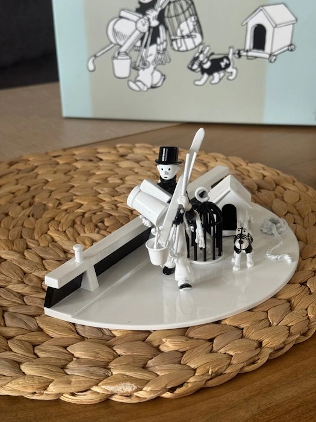 Tintin - 1 Moulinsart Figurine 29261 - Bric-a-brac Black & White