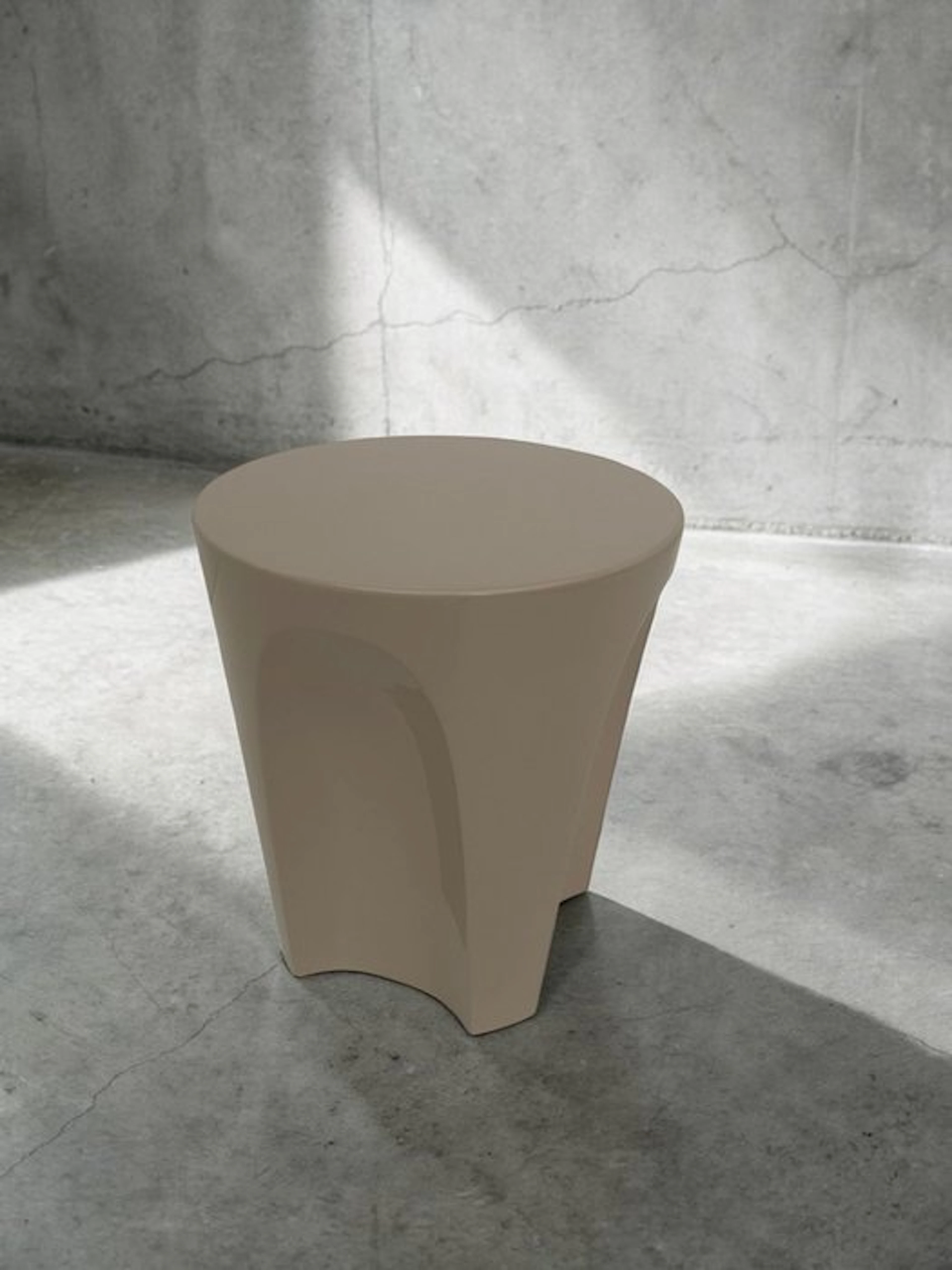 B&B Italia - Naoto Fukasawa - Side table - Colosseum...
