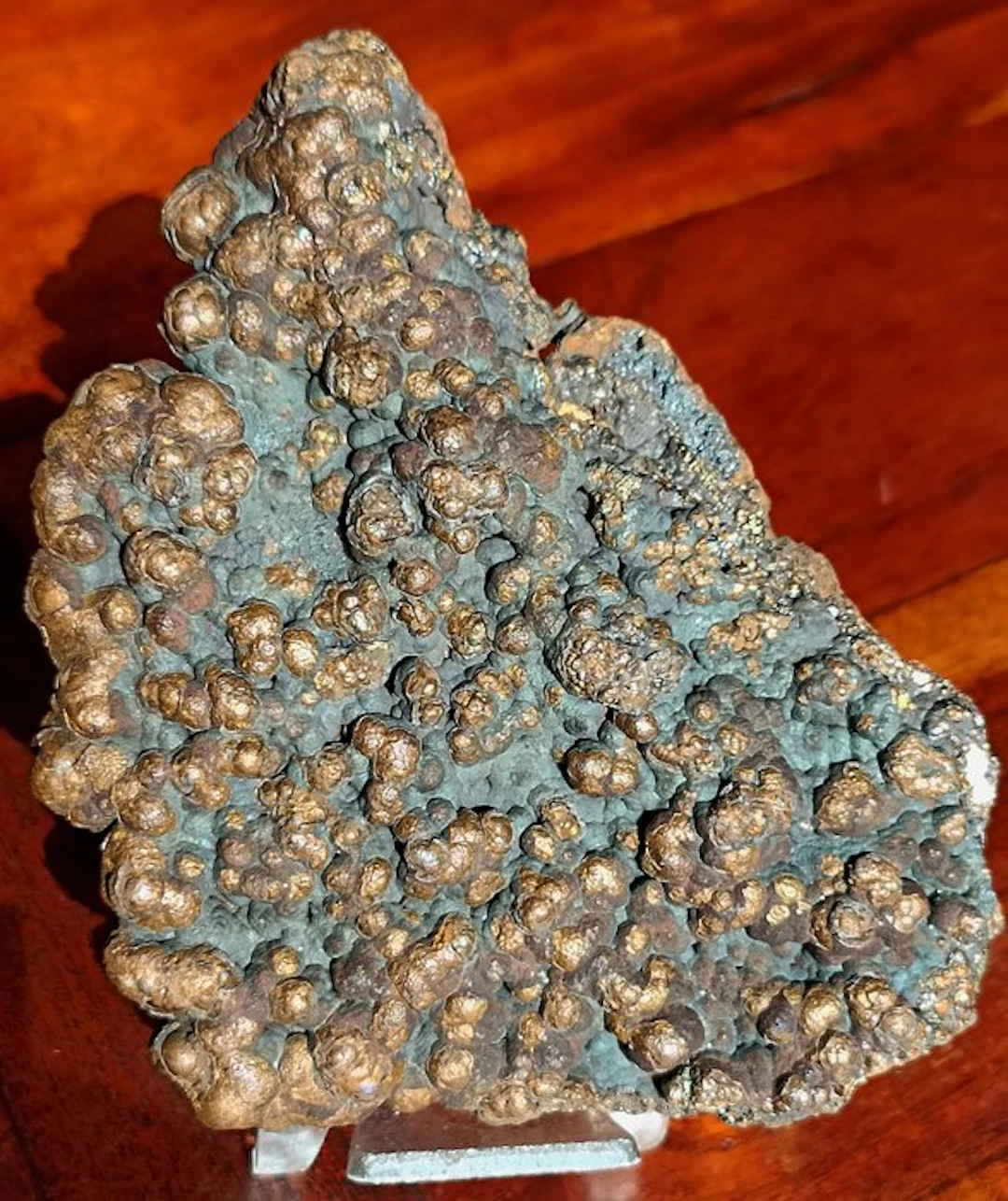 Botryoidal limonite