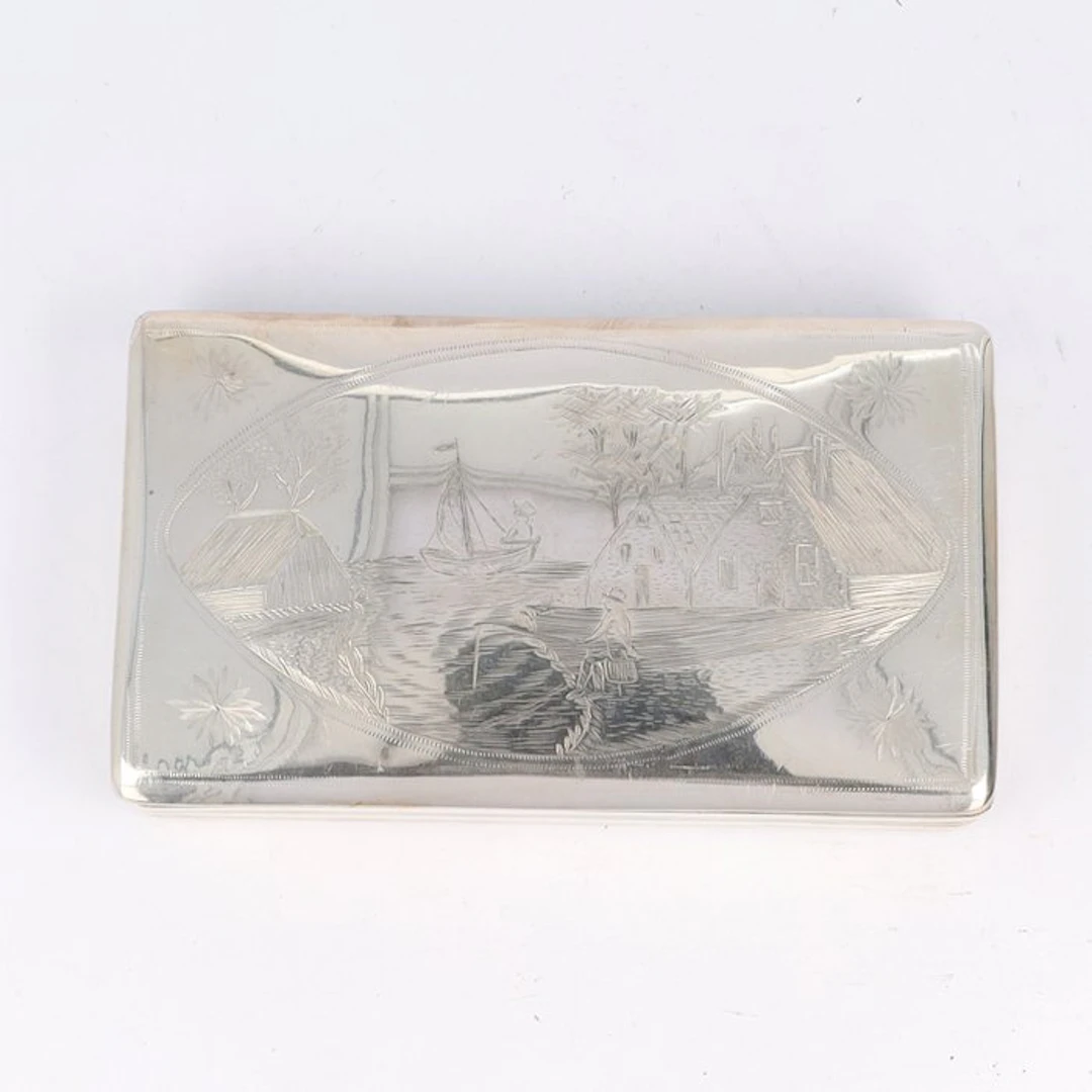 Jan Kuijlenburg (Schoonhoven 1840) - Tobacco box - .833 silver