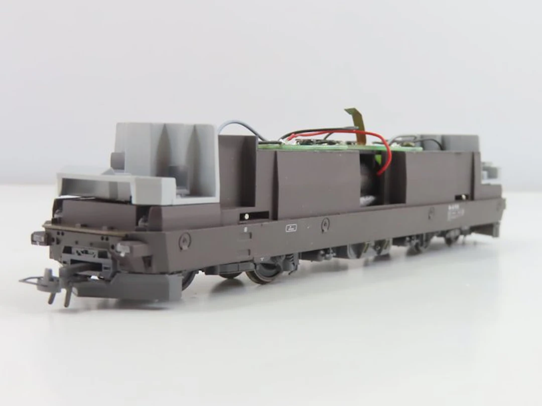 Bemo H0m - Electric locomotive (1) - chassis