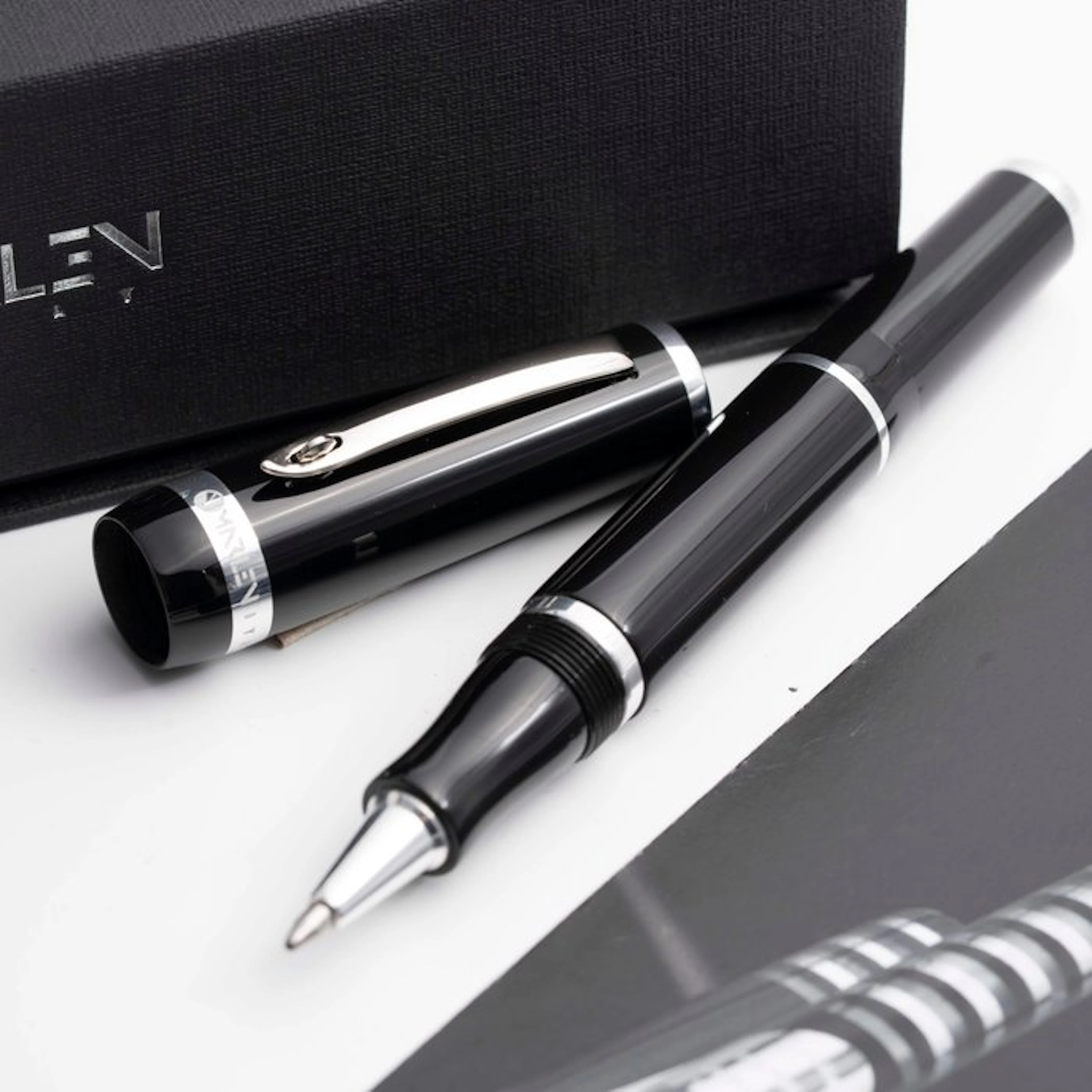 Marlen - Lucky Pen - Edizione Speciale in Resina Italiana Nera - Roller
