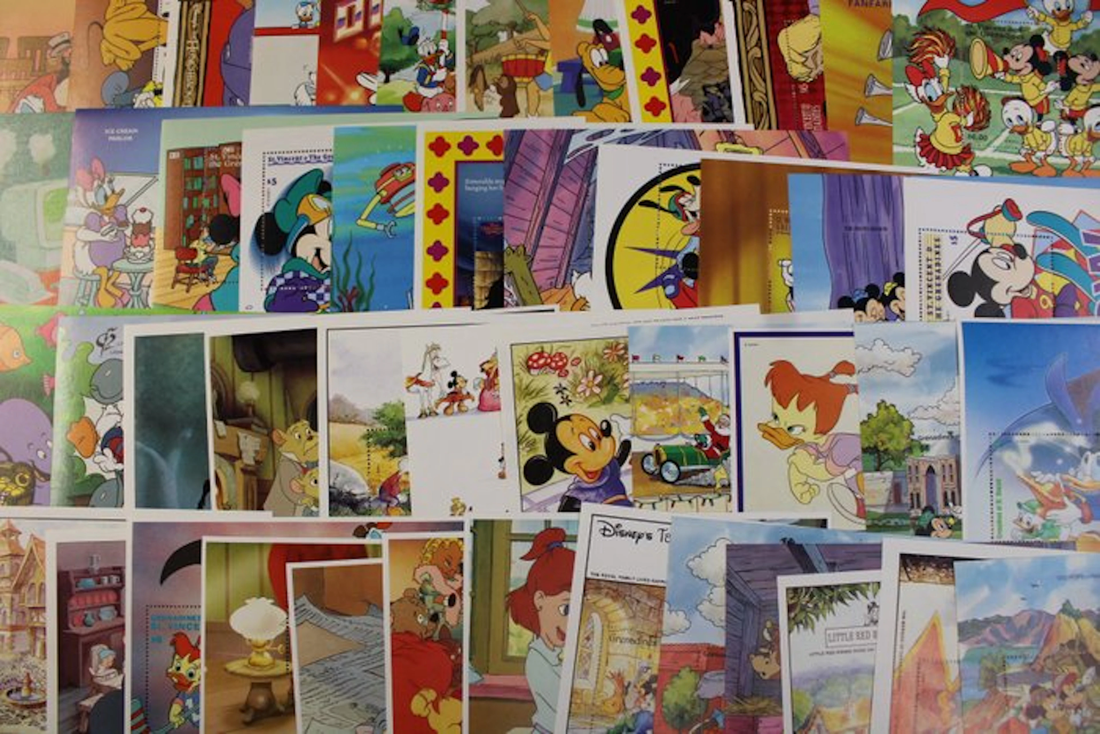 Disney - über 105 verschiedene Blöcke aus St.Vincent und andere (A2-2+5)