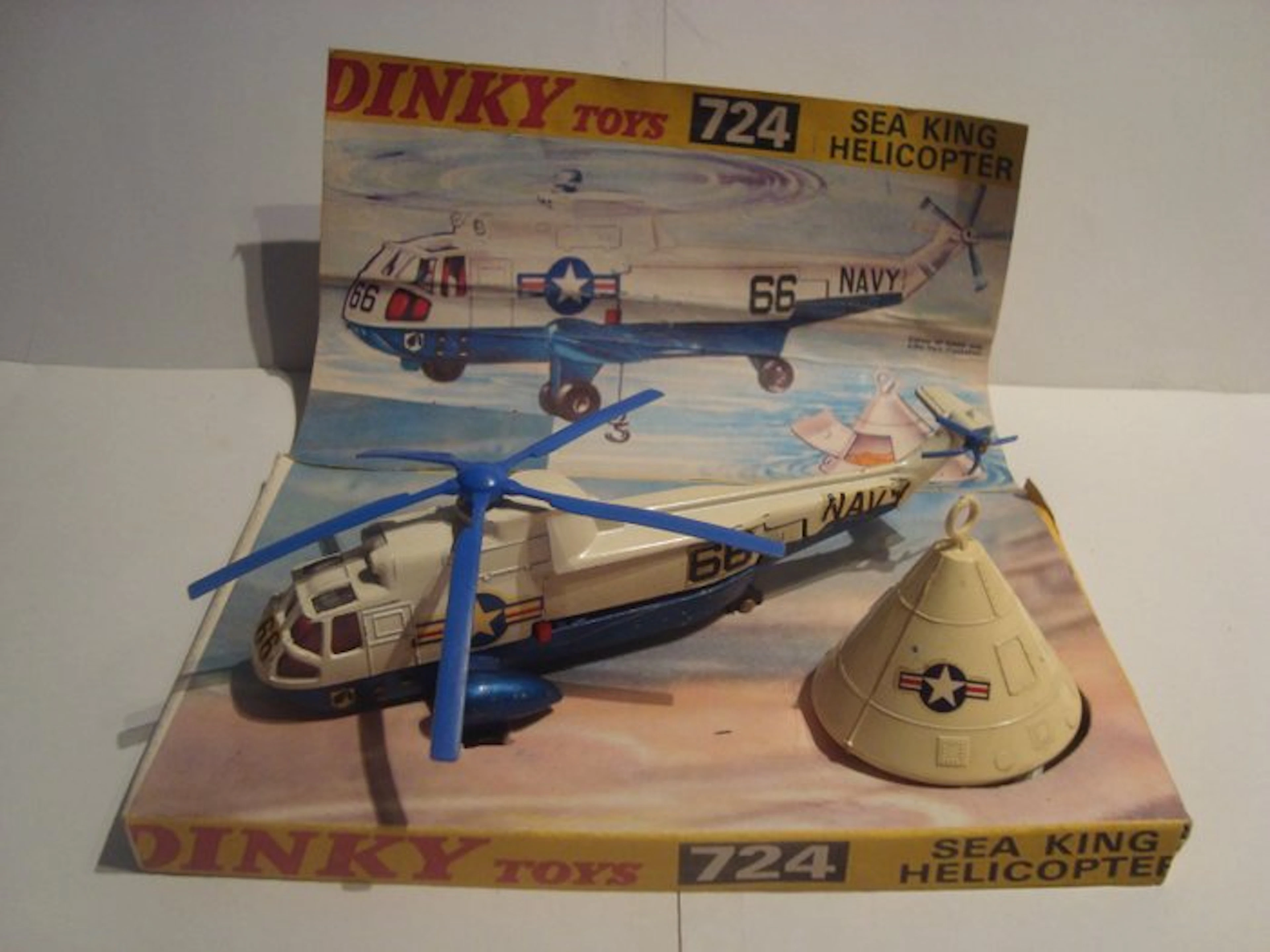 Dinky Toys - Toy helicopter Sea King Helicopter n° 724 ( épuisé ) - U.K.