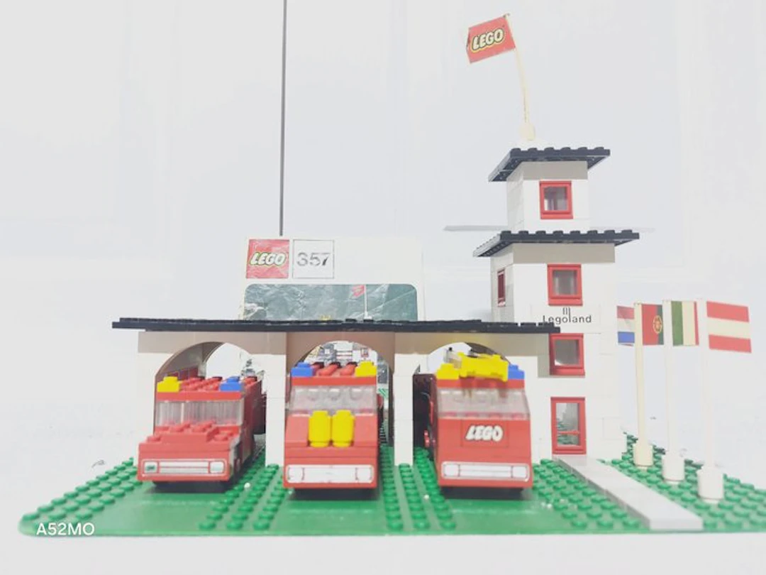 LEGO Set - 357 - Legoland, Classic Town - Brandweerkazerne
