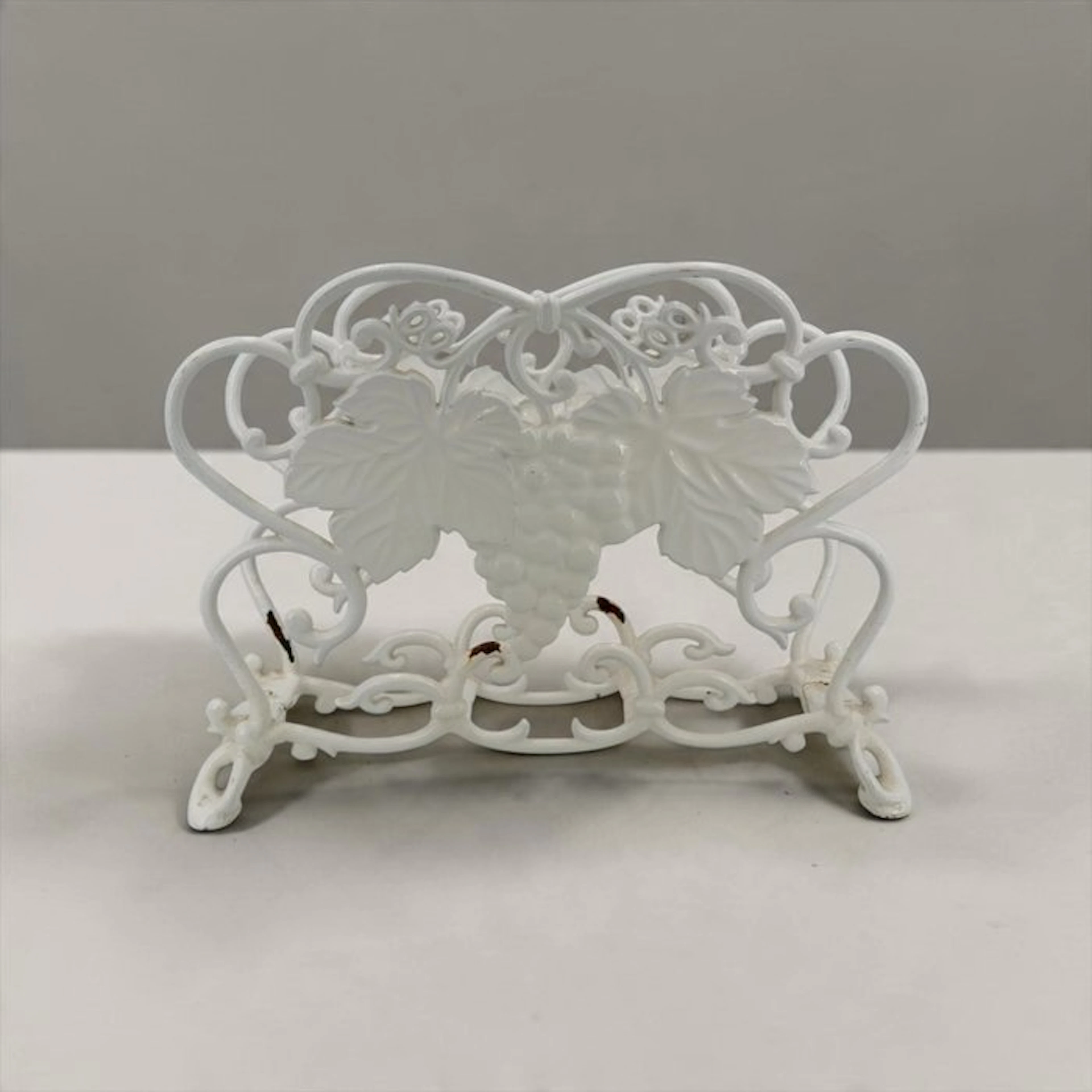 Decorative ornament - Sarmientos Firewood Rack - Spain - Grape leaves
